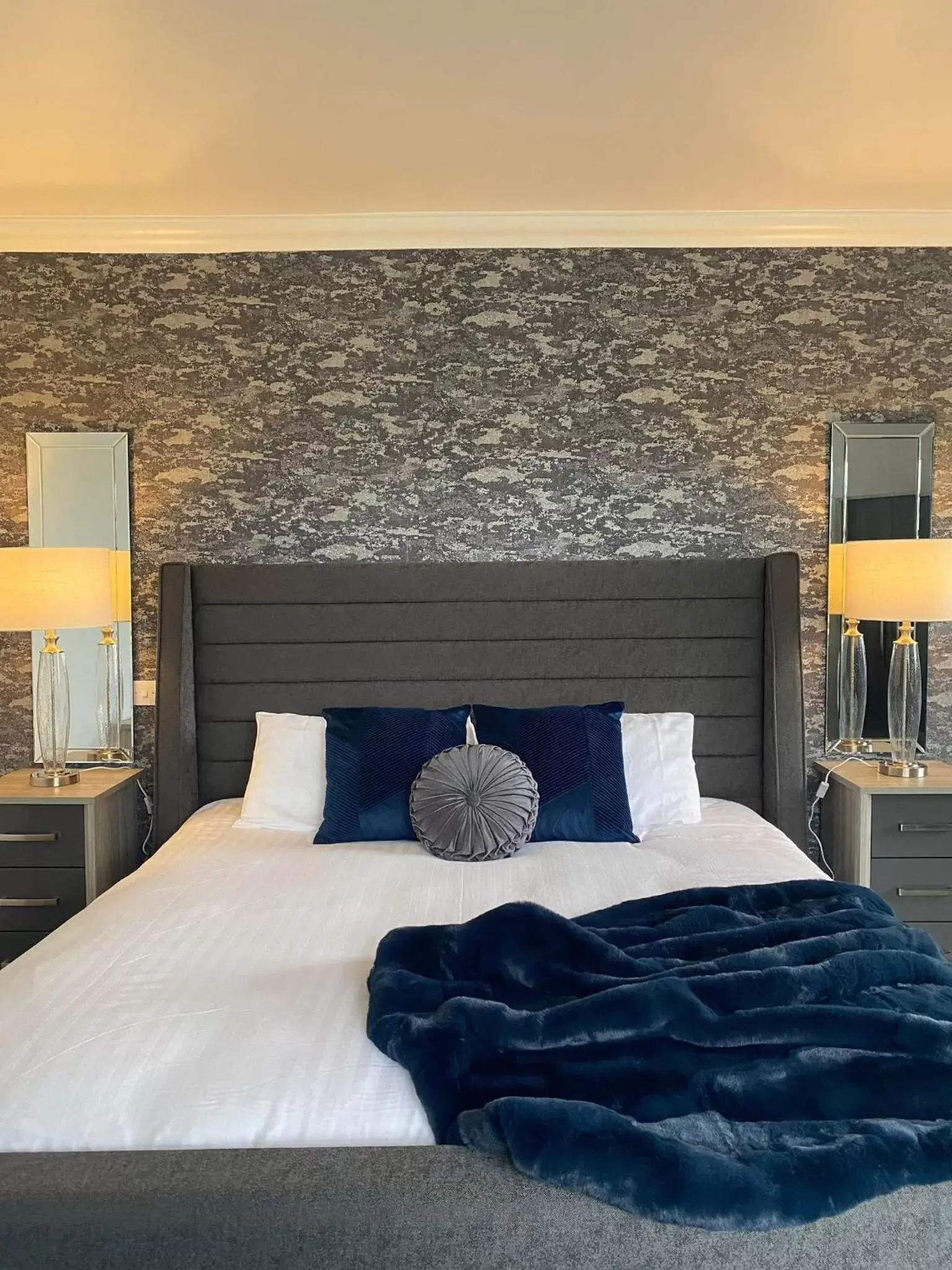 King Studio (No Pets) in The Mill House Hotel King Studio (No Pets) in The Mill House Hotel