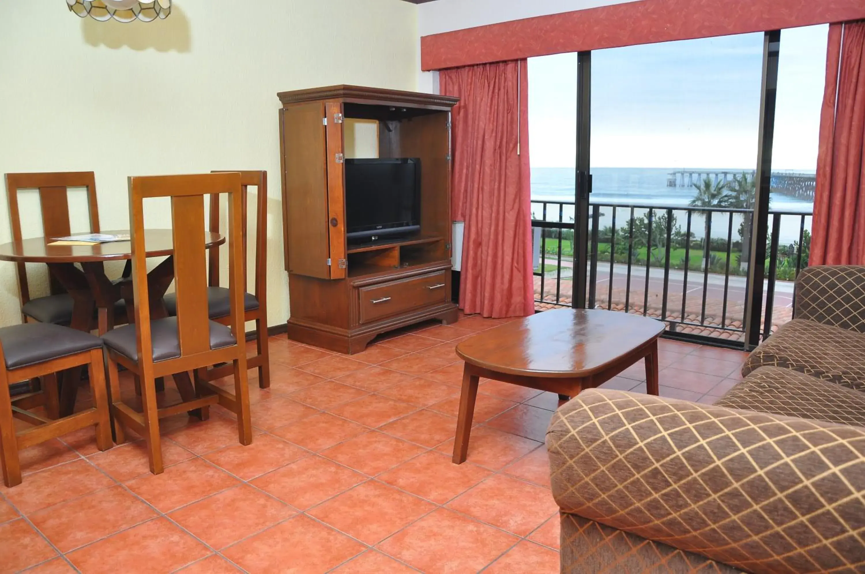 Balcony/Terrace, Seating Area in Rosarito Beach Hotel