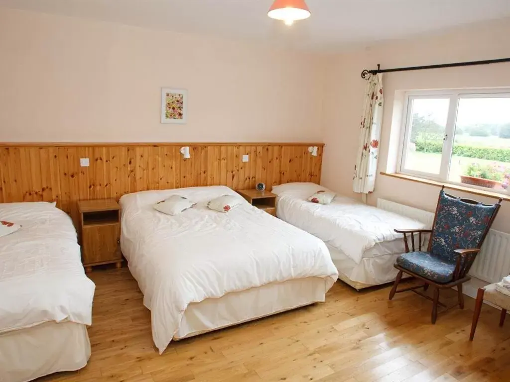 Bedroom, Bed in Dun Cromain B&B