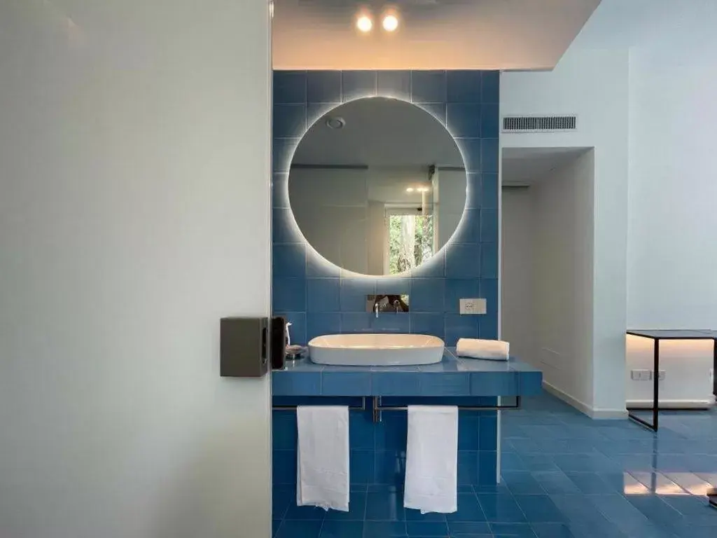 Bathroom in Hotel Villa Durrueli Resort & Spa