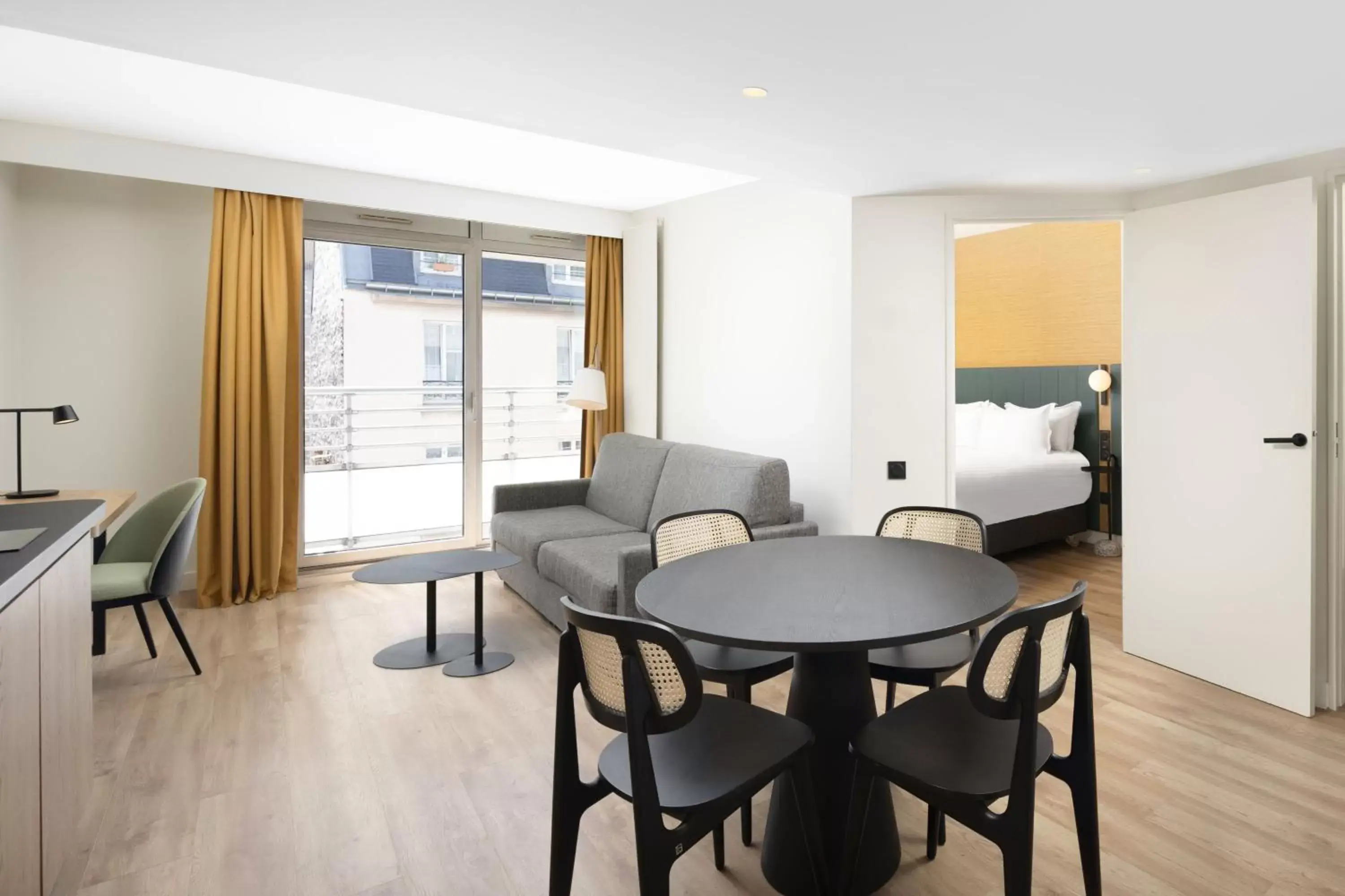 Bedroom, Dining Area in Residence Inn by Marriott Paris Didot Montparnasse