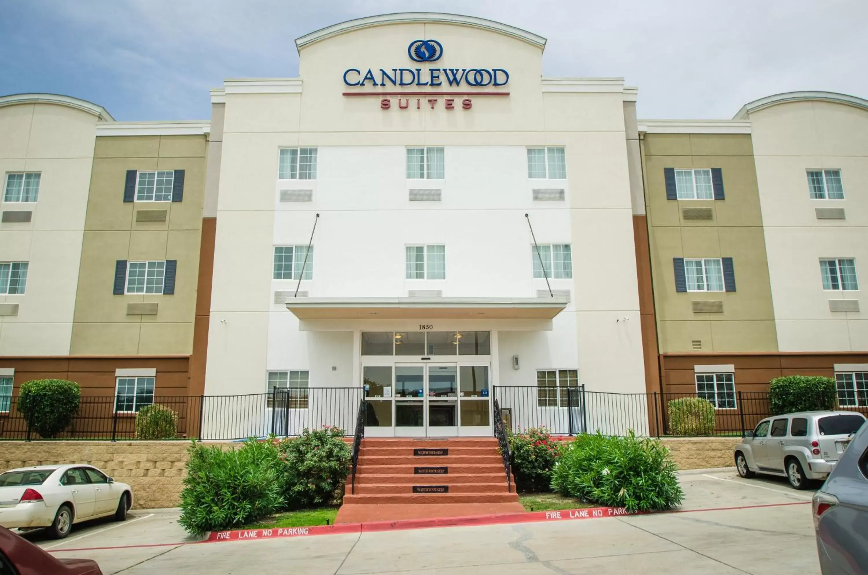 Property Building in Candlewood Suites Temple, an IHG Hotel