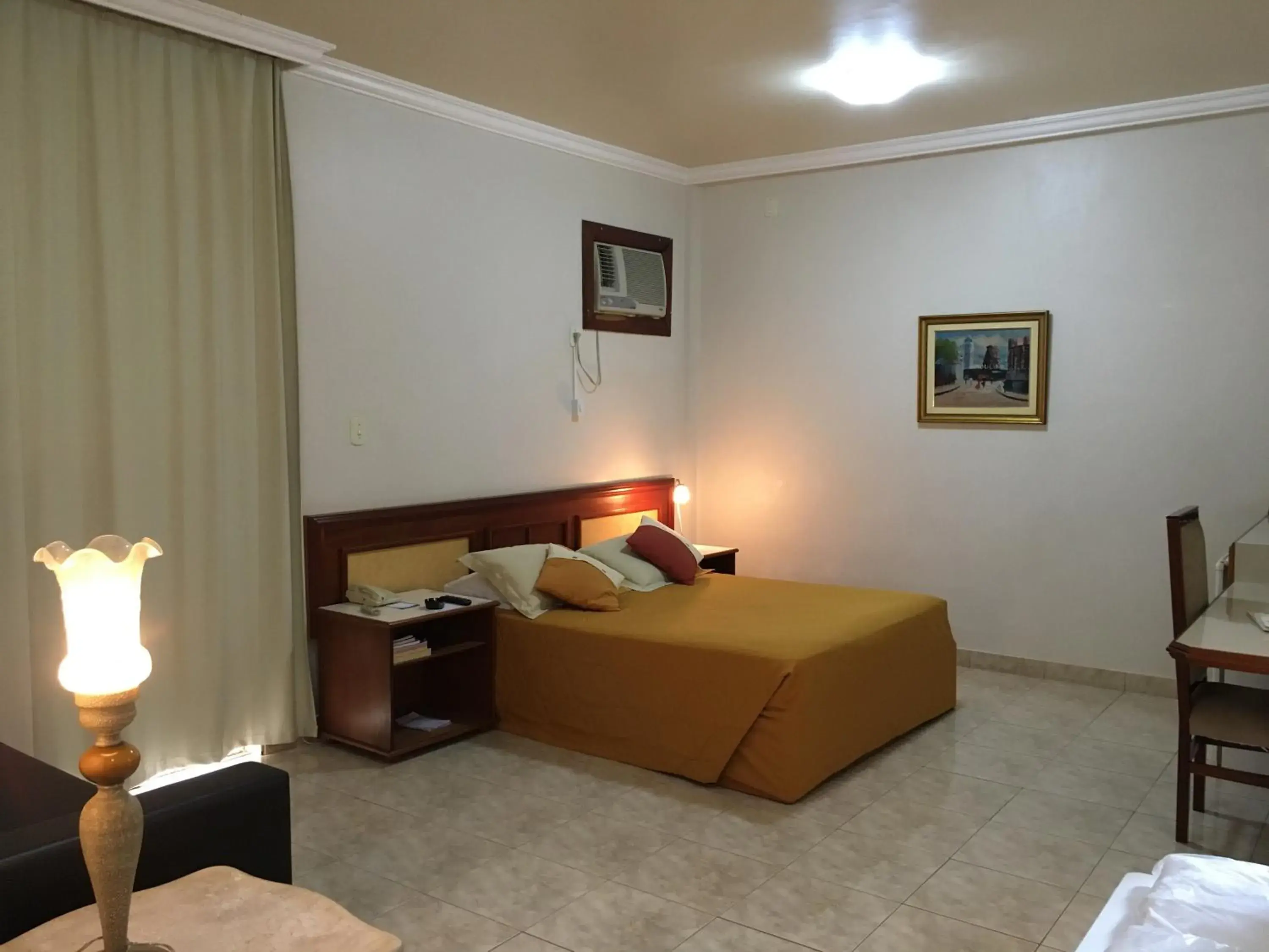 Photo of the whole room, Bed in Tamareiras Park Hotel