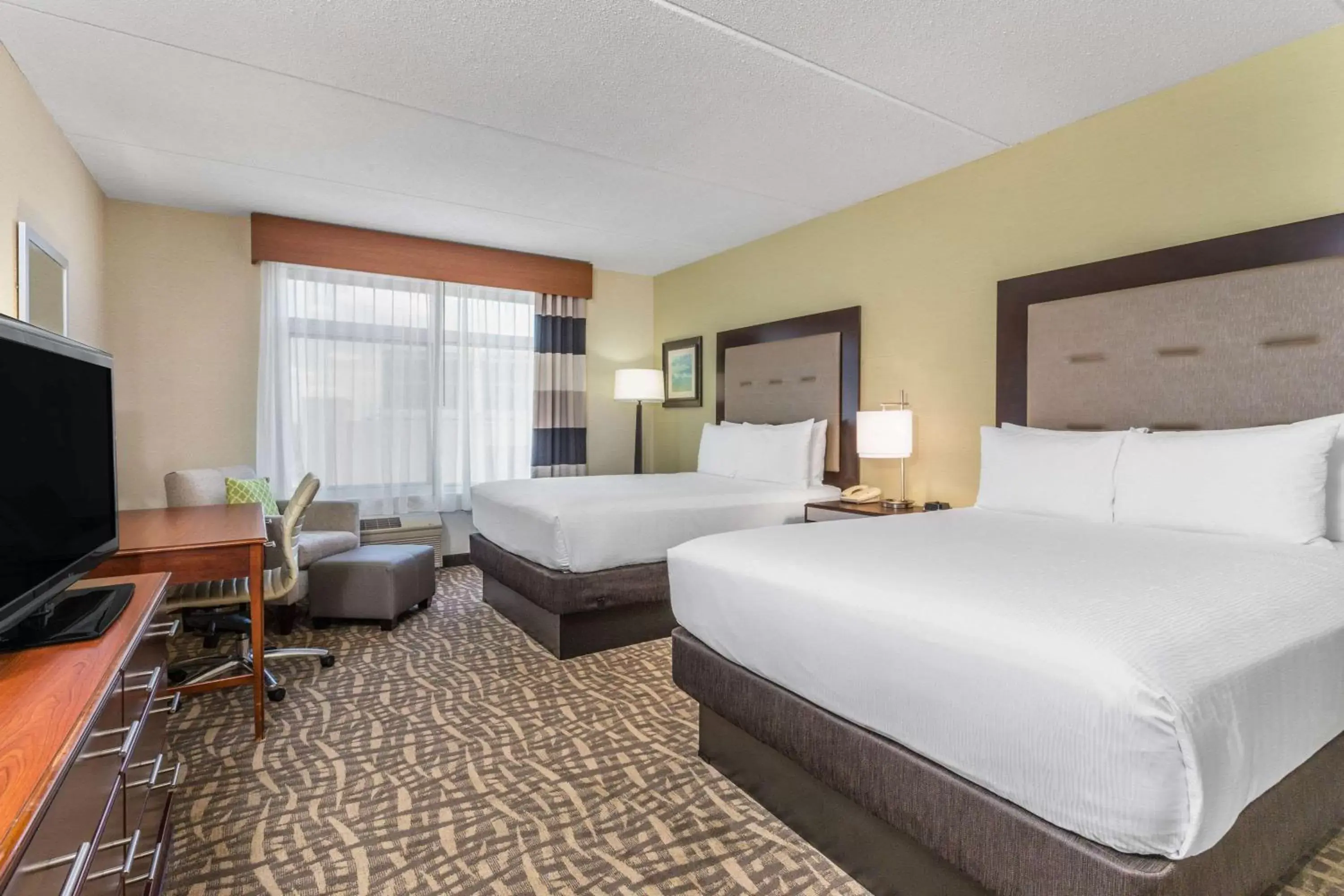 Photo of the whole room in Wyndham Garden Buffalo Downtown