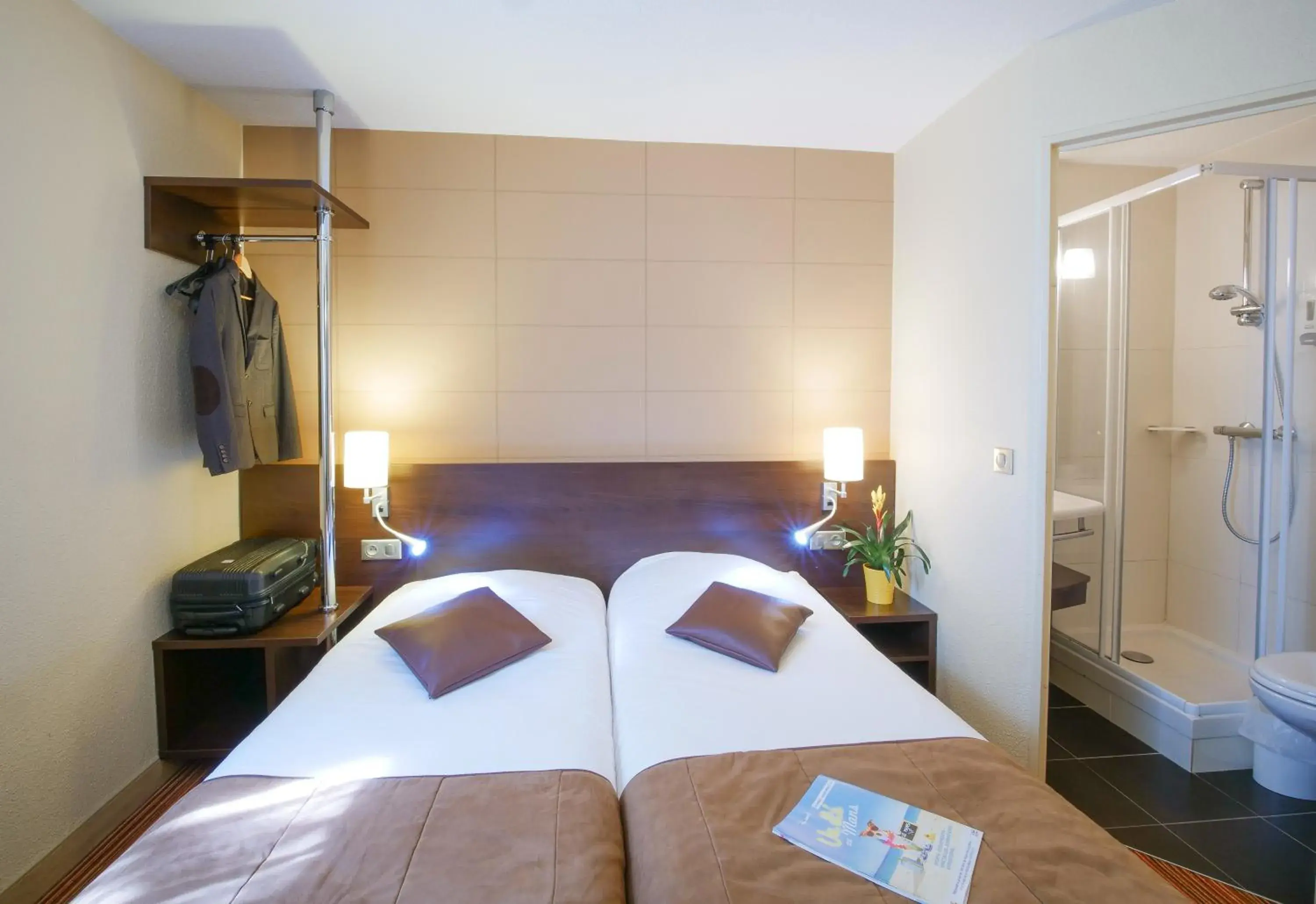 Bed in Hotel Inn Design Poitiers Sud