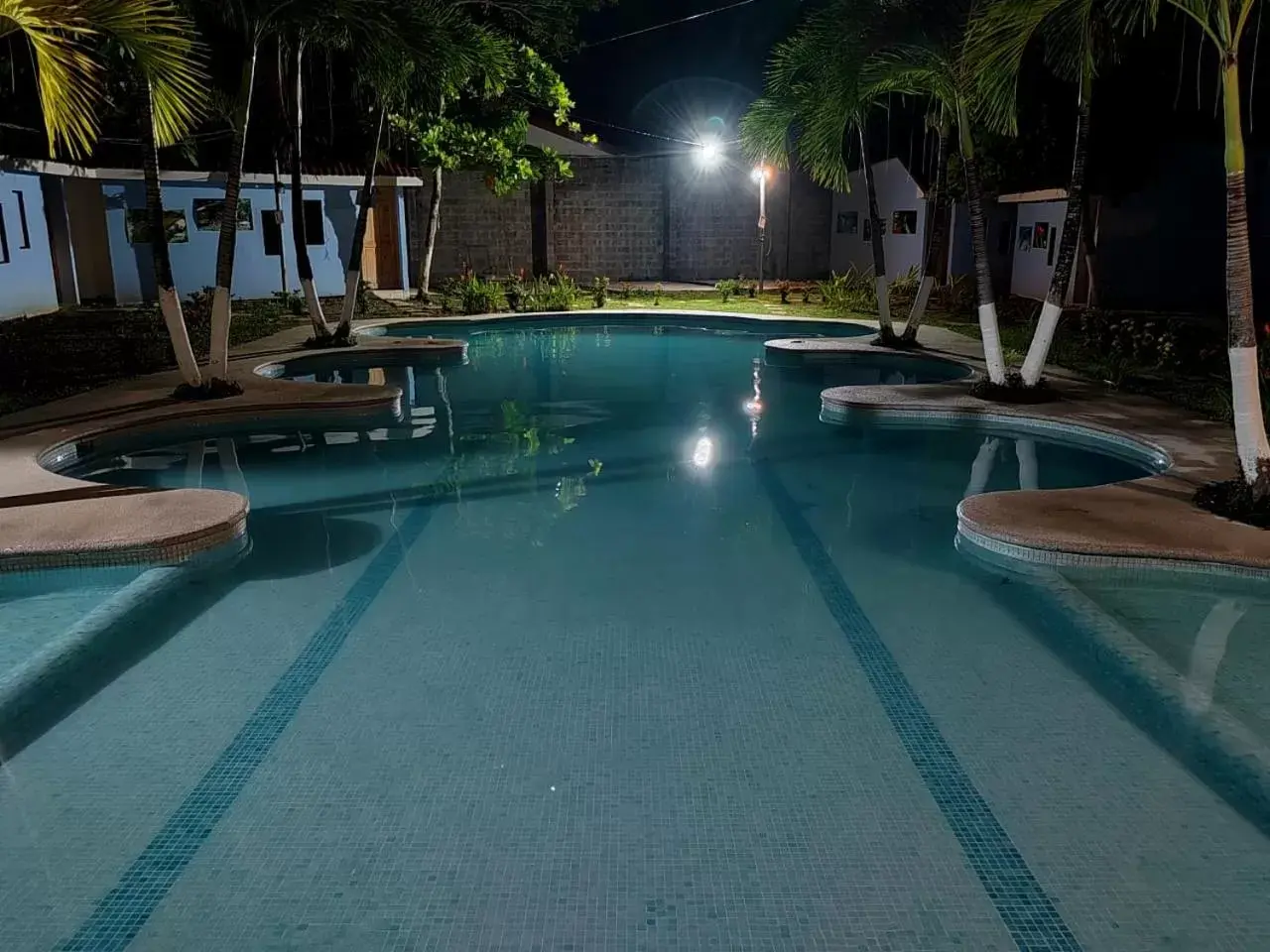 Property building, Swimming Pool in Hotel Catappa