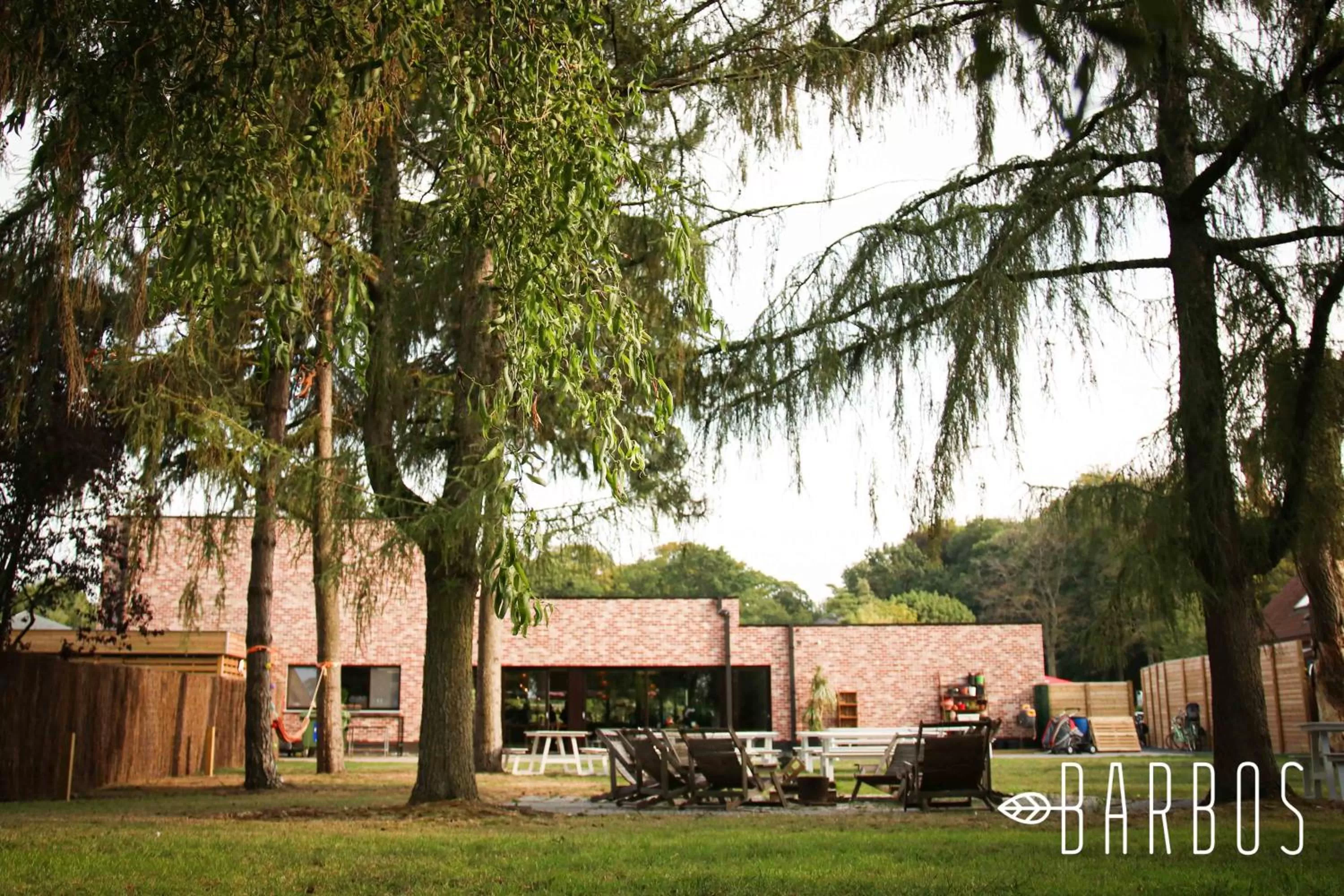 Property building in Barbos