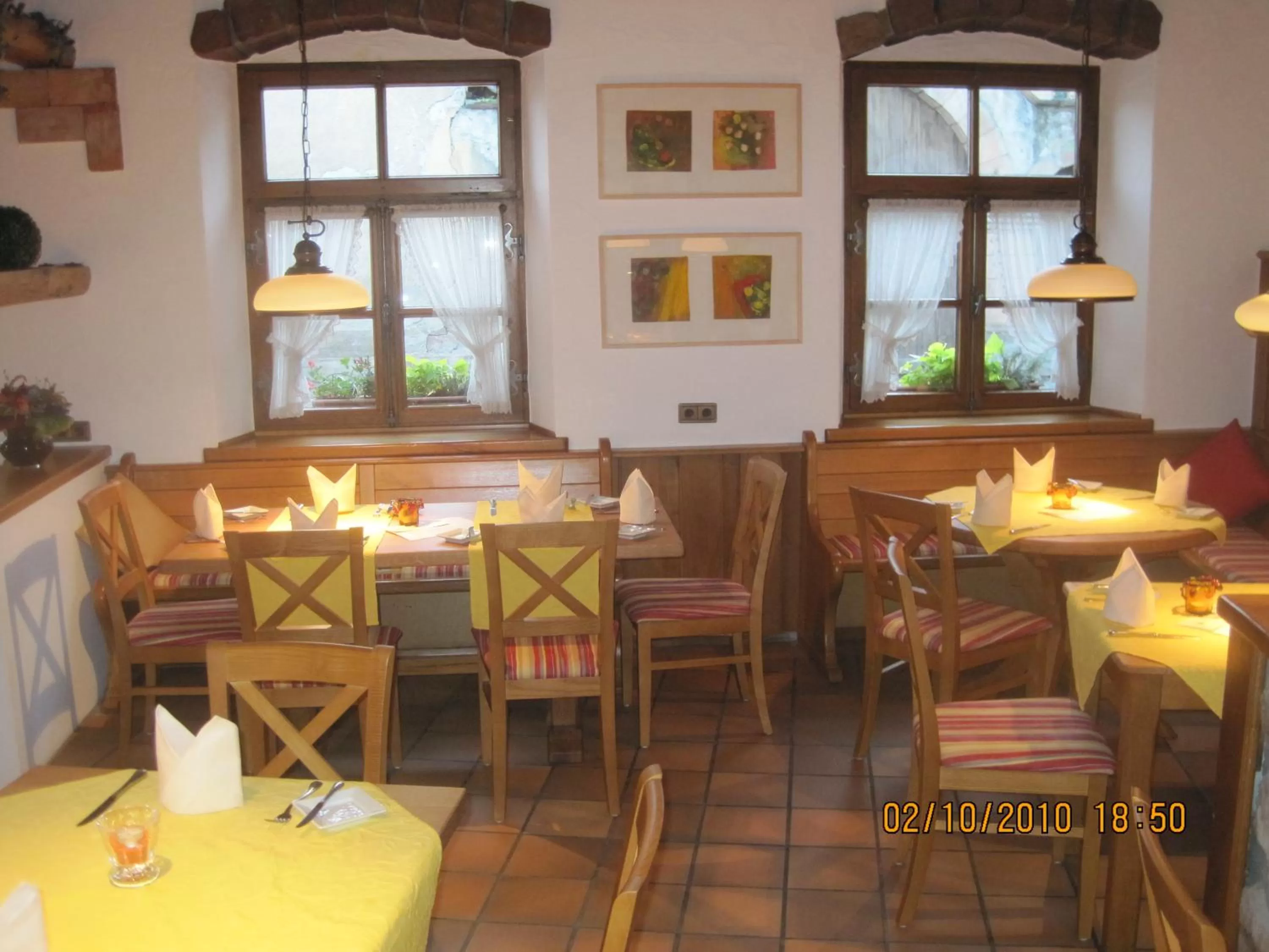 Ellenbergs Restaurant & Hotel