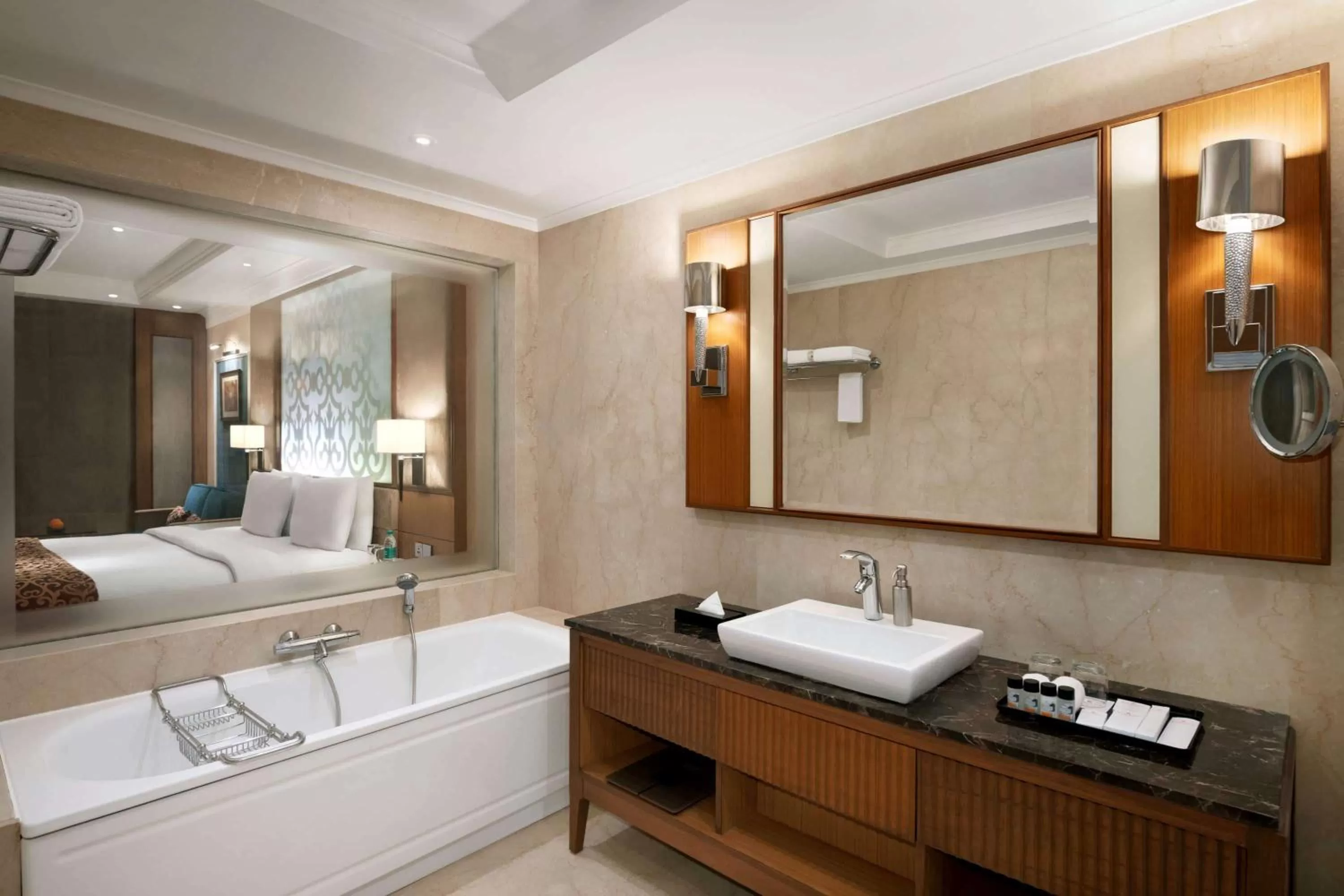 Bathroom, Bed in Ramada Plaza Chennai