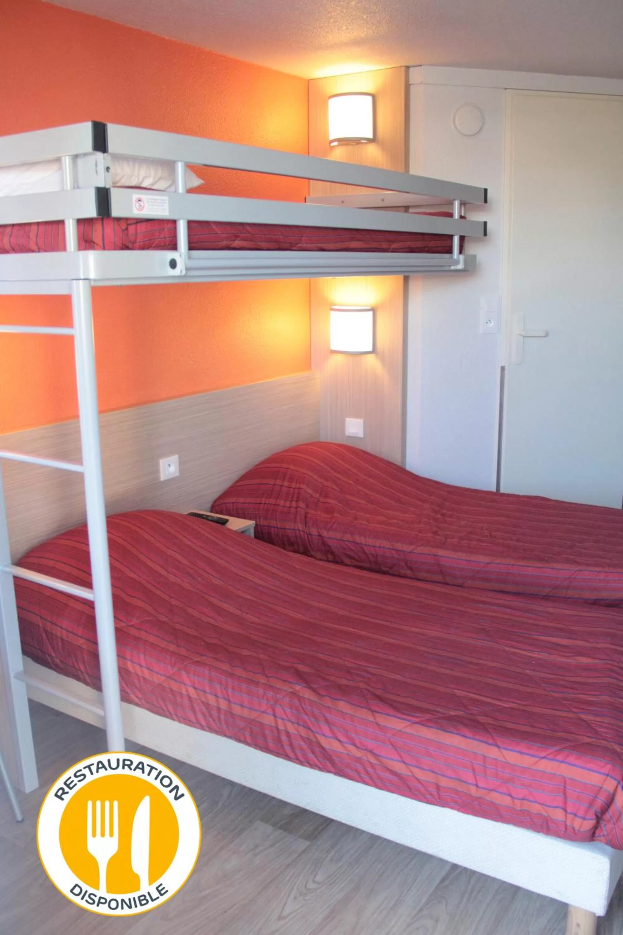 Property building, Bed in Premiere Classe Beauvais