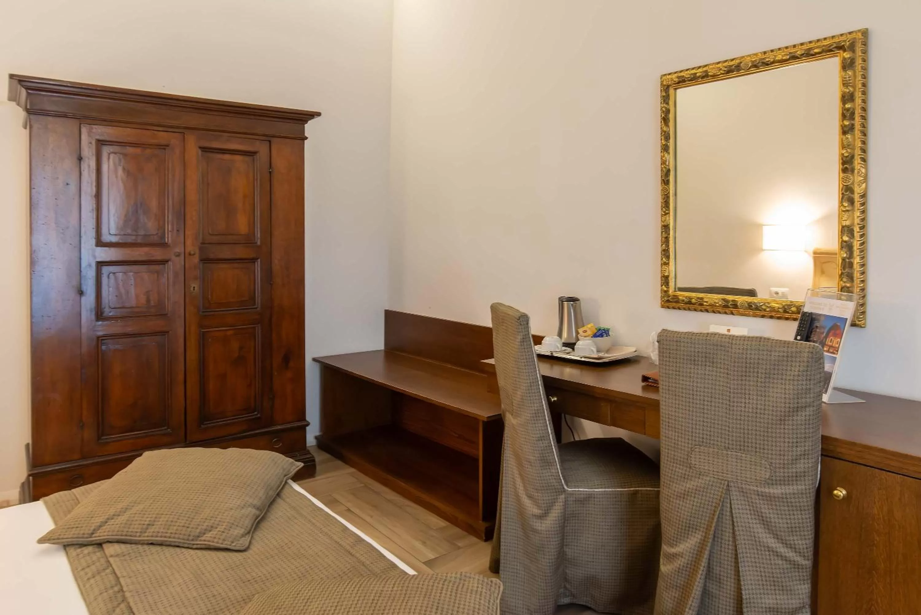 Bedroom in Hotel Machiavelli Palace