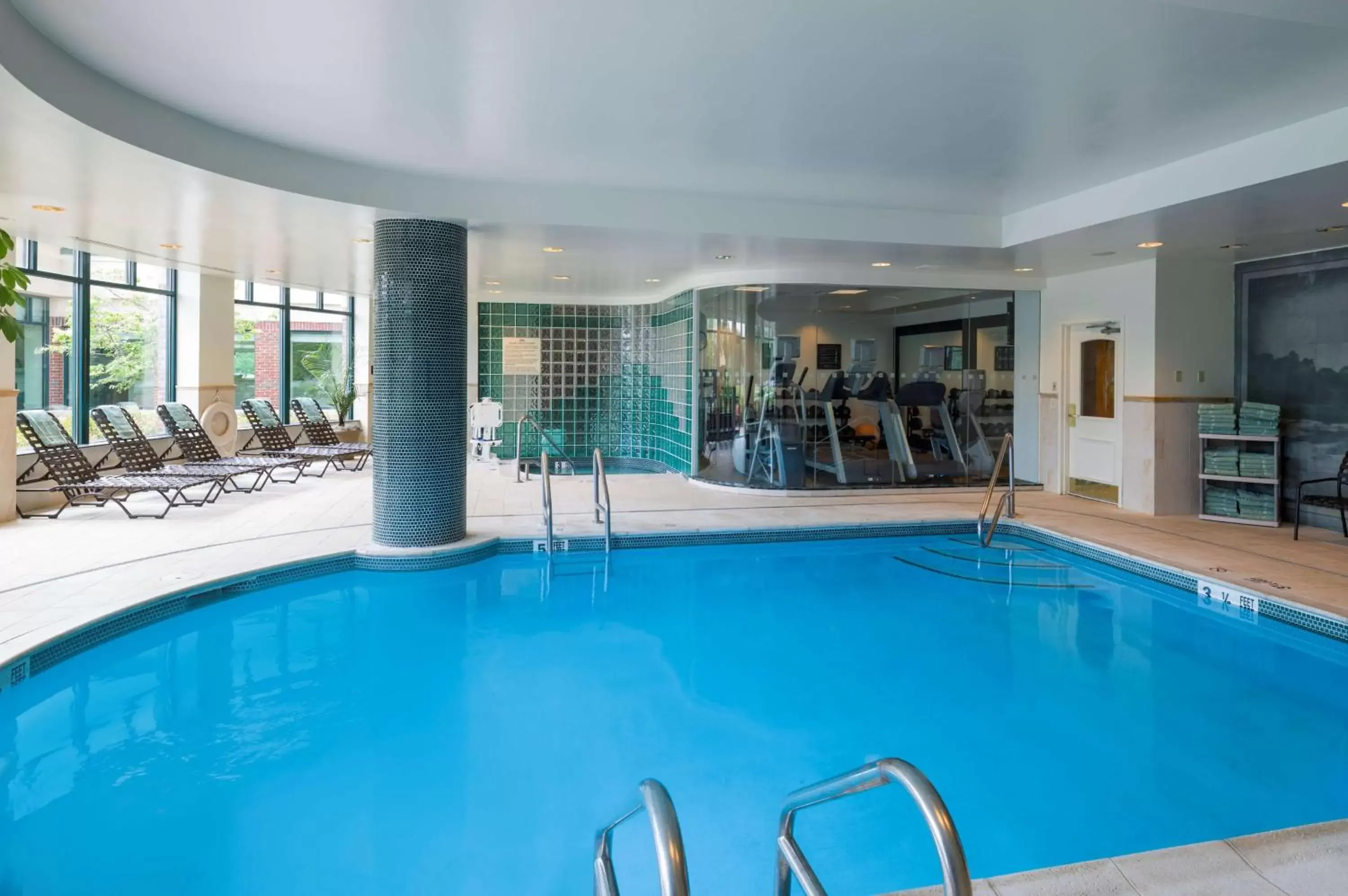 Pool view, Swimming Pool in Hilton Garden Inn Hartford South/Glastonbury