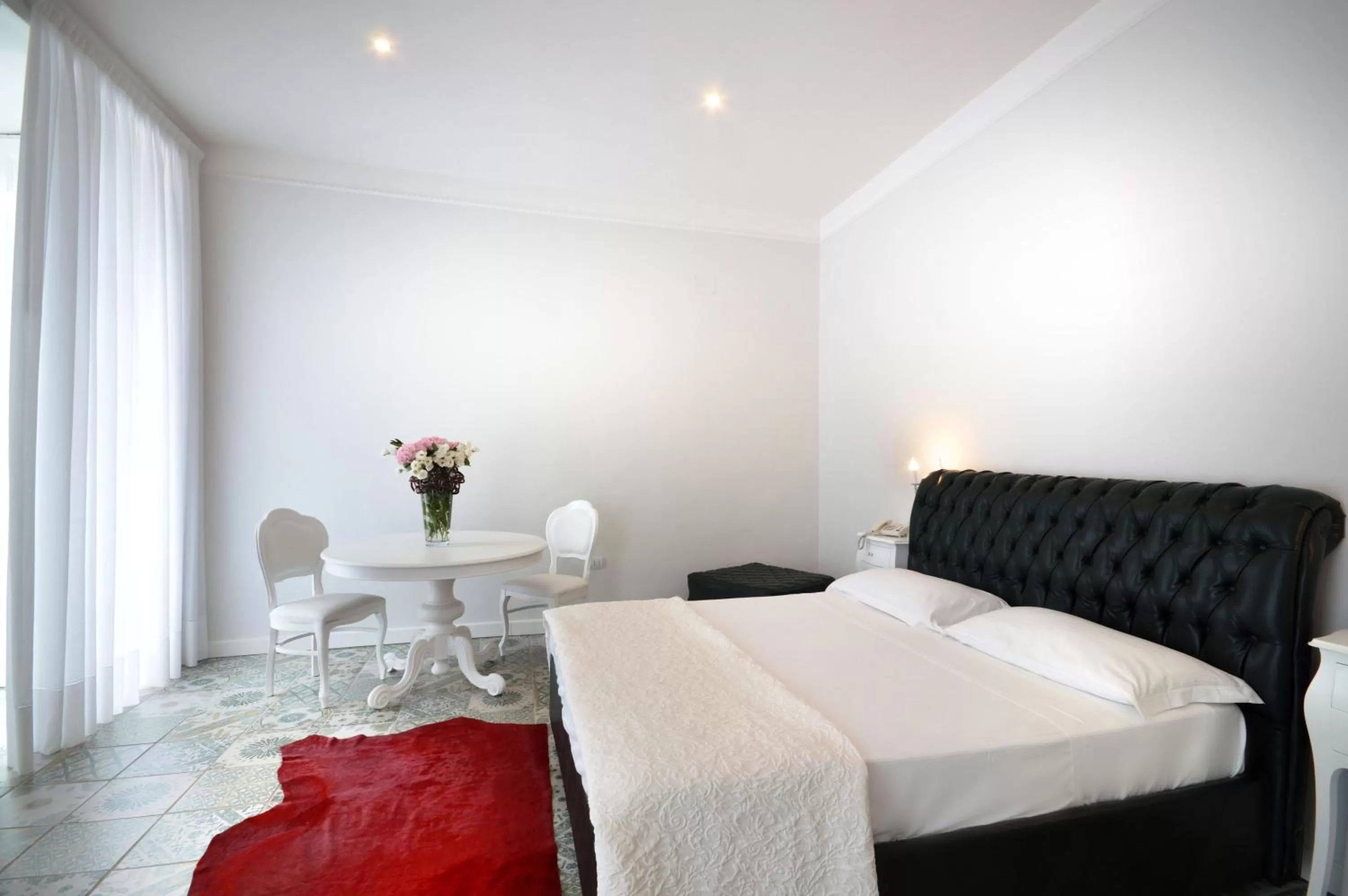 Photo of the whole room, Bed in Barbarella Home