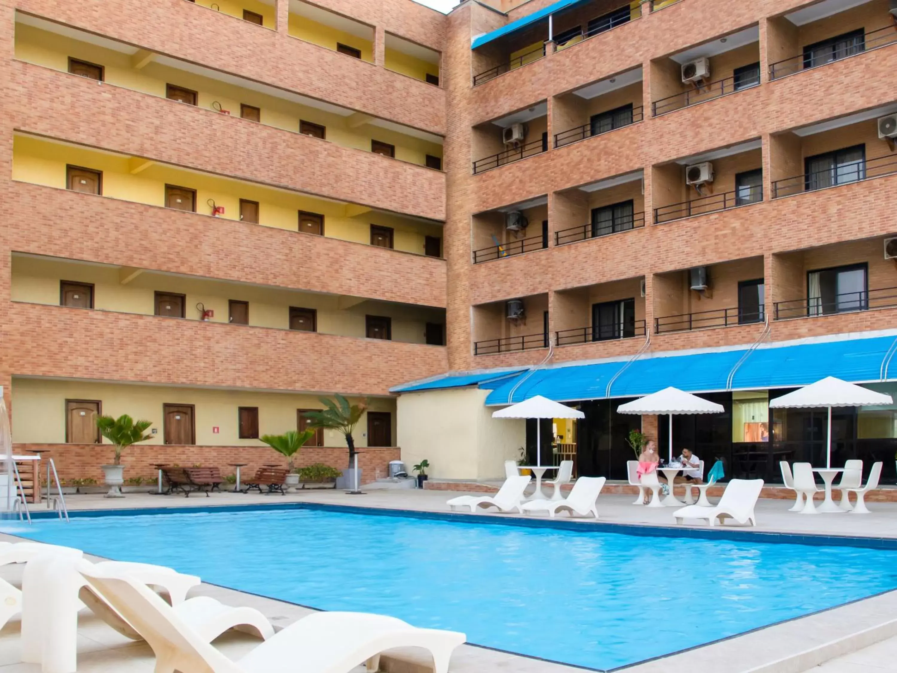 Swimming Pool in Golden Beach Hotel