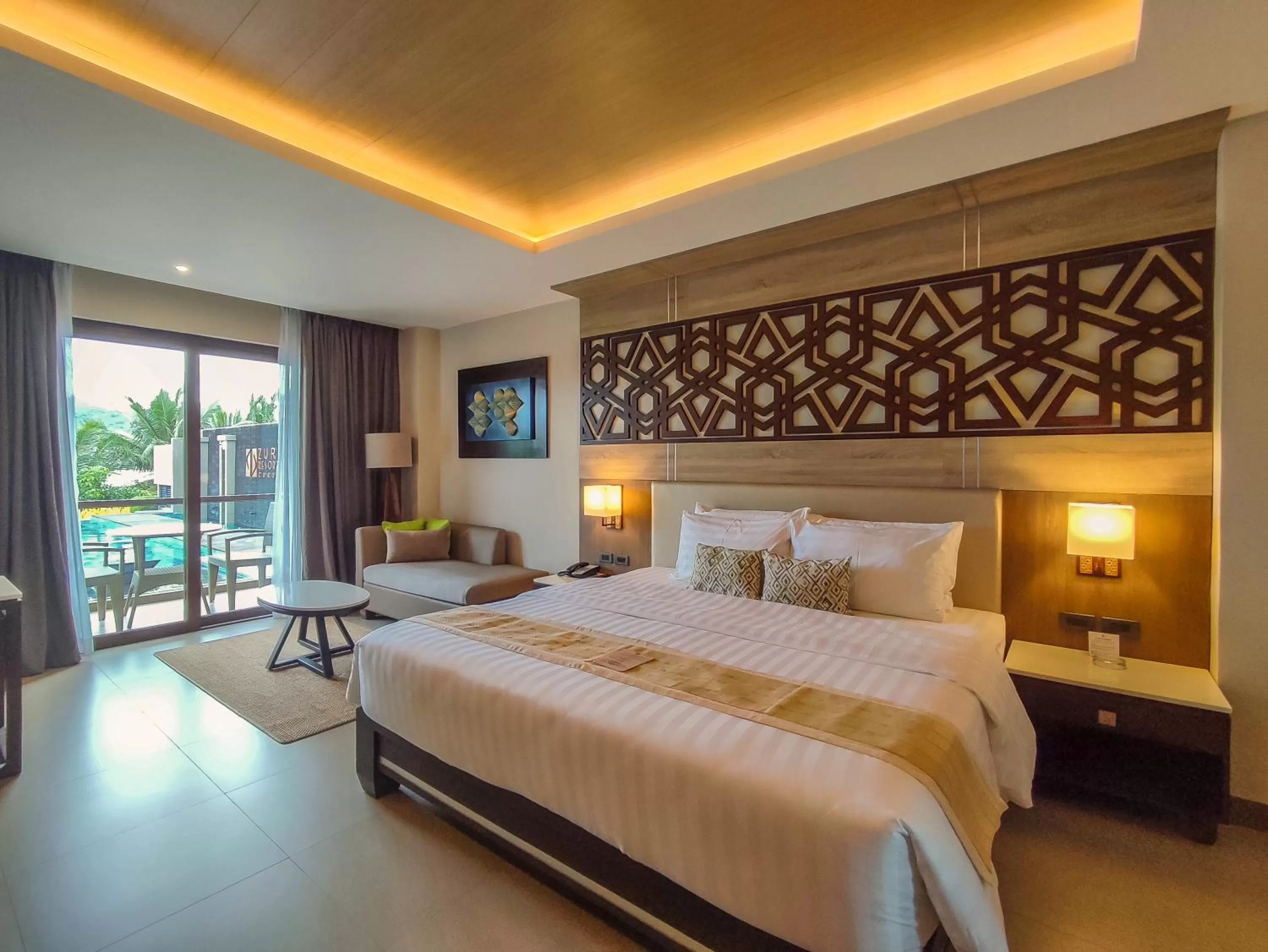 Bed in Zuri Resort