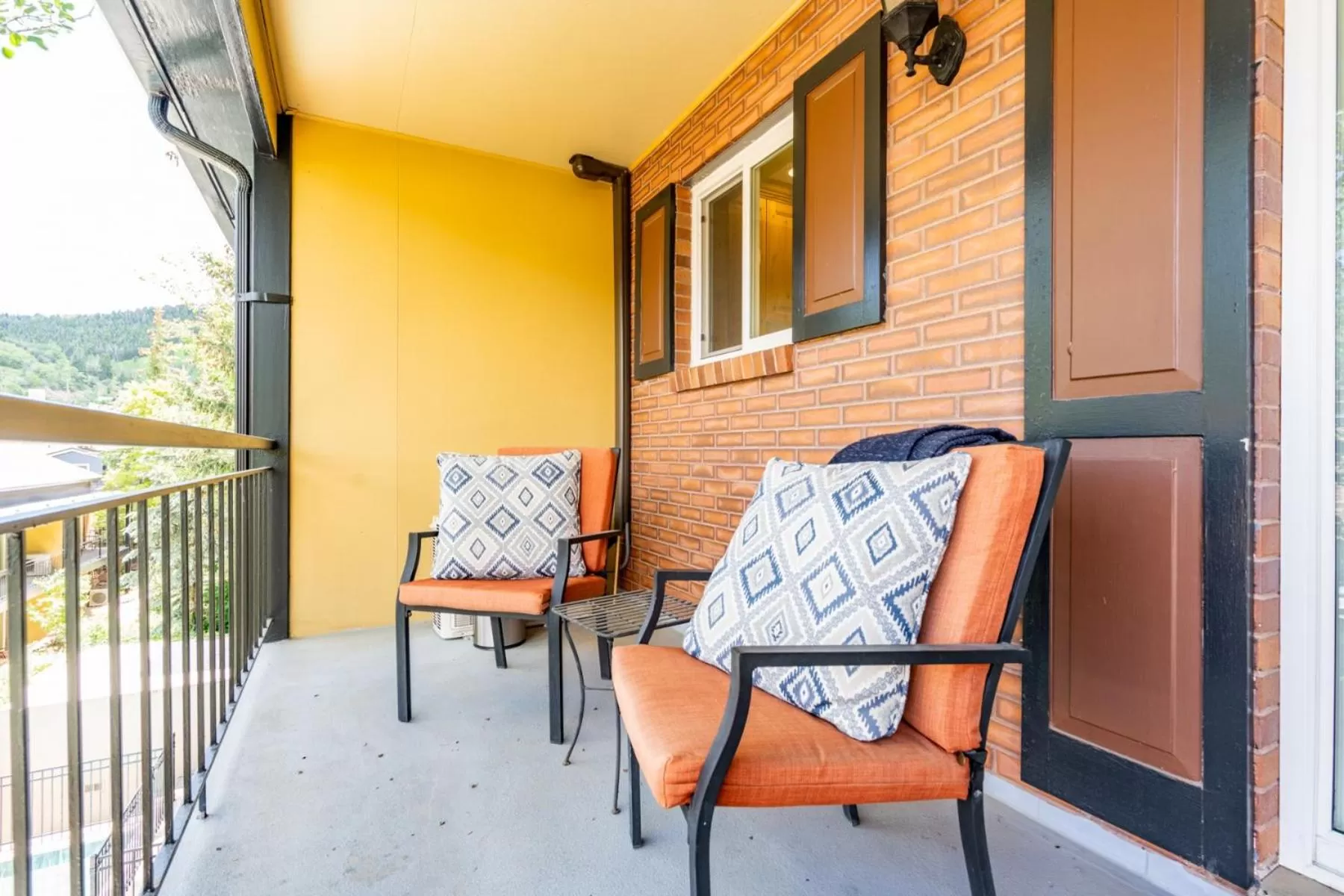 Treasure Mountain Inn