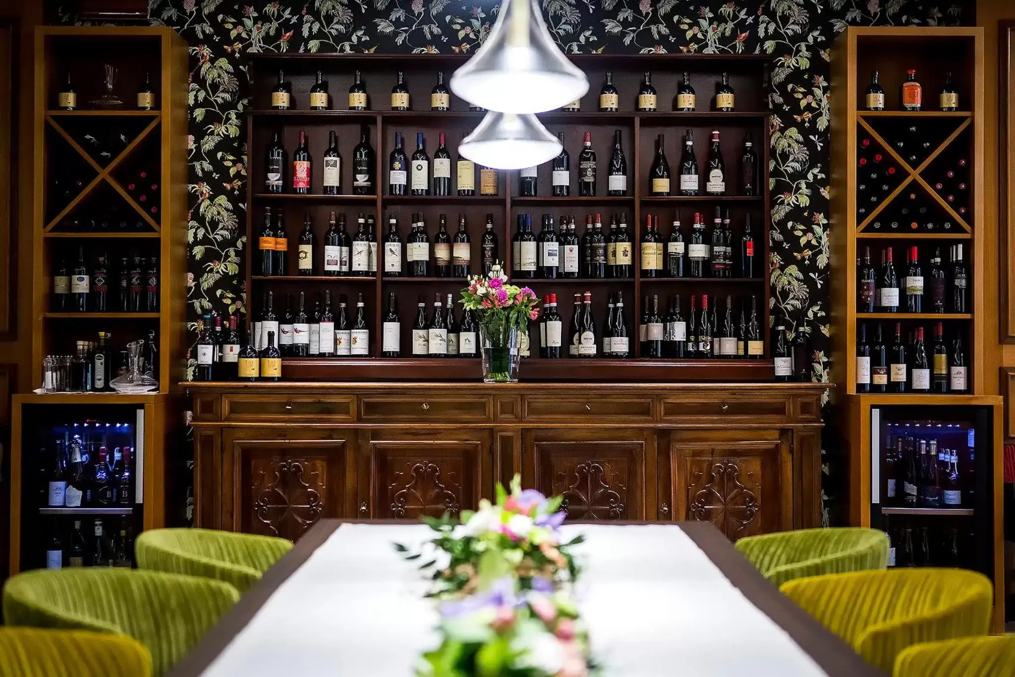 Restaurant/places to eat, Lounge/Bar in Grande Albergo Roma