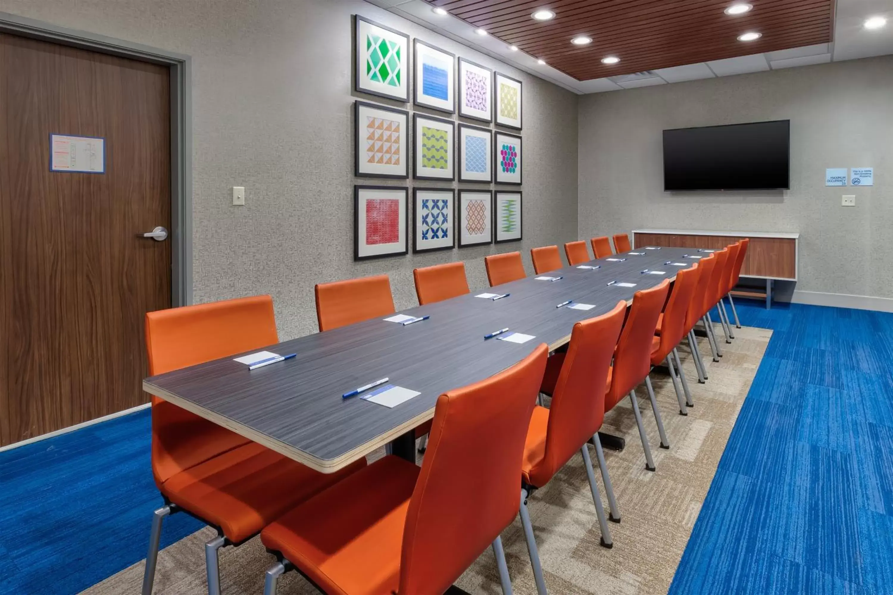 Meeting/conference room in Holiday Inn Express & Suites - Wooster, an IHG Hotel