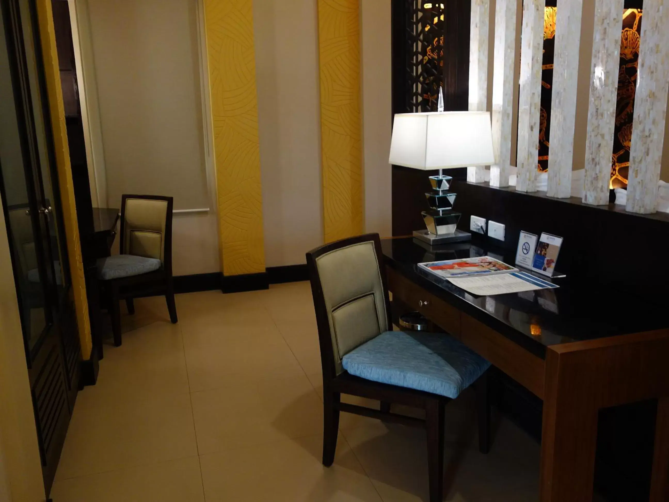 Bedroom, Seating Area in Henann Resort Alona Beach