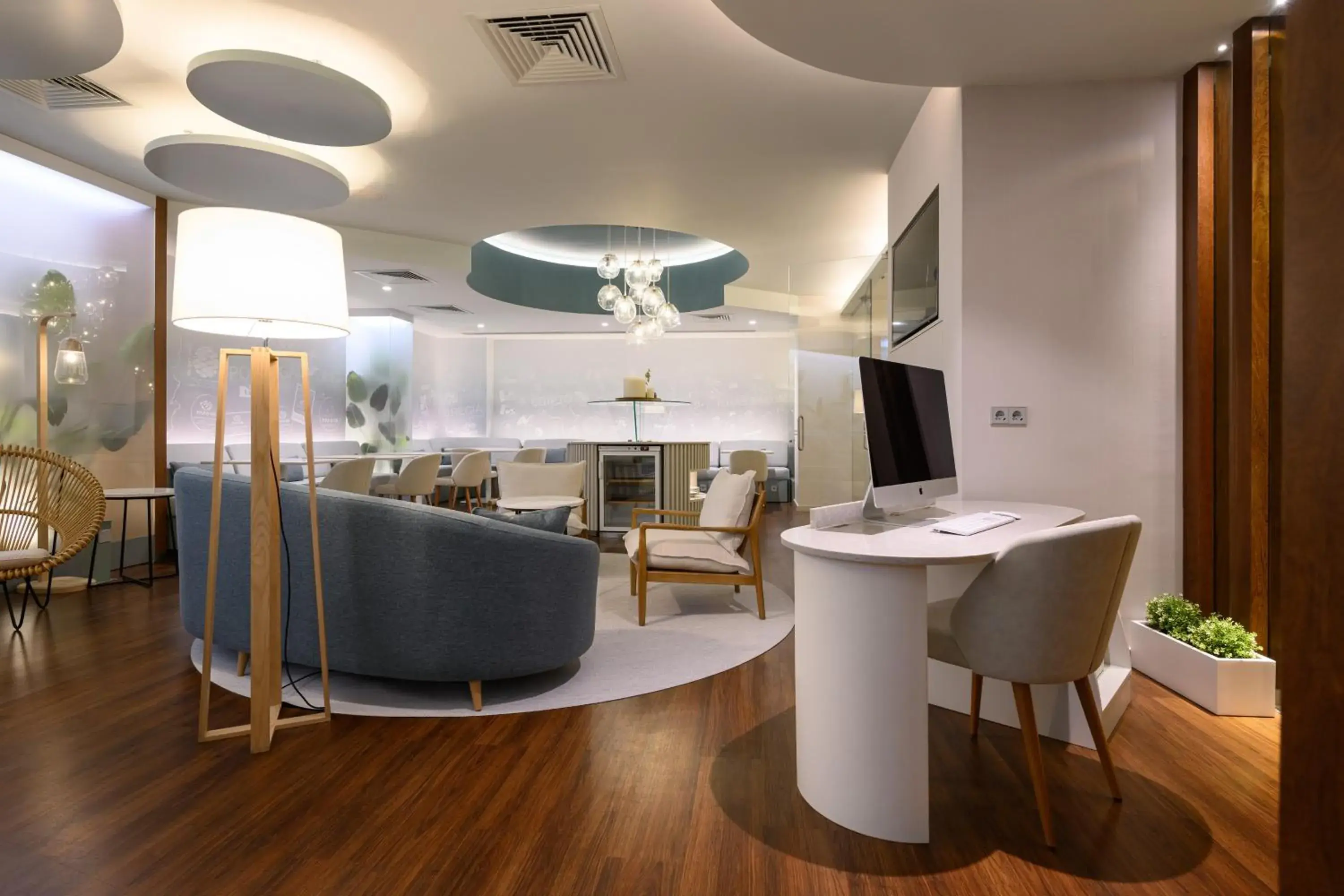 Living room in Melia Lisboa Oriente Hotel Living room in Melia Lisboa Oriente Hotel