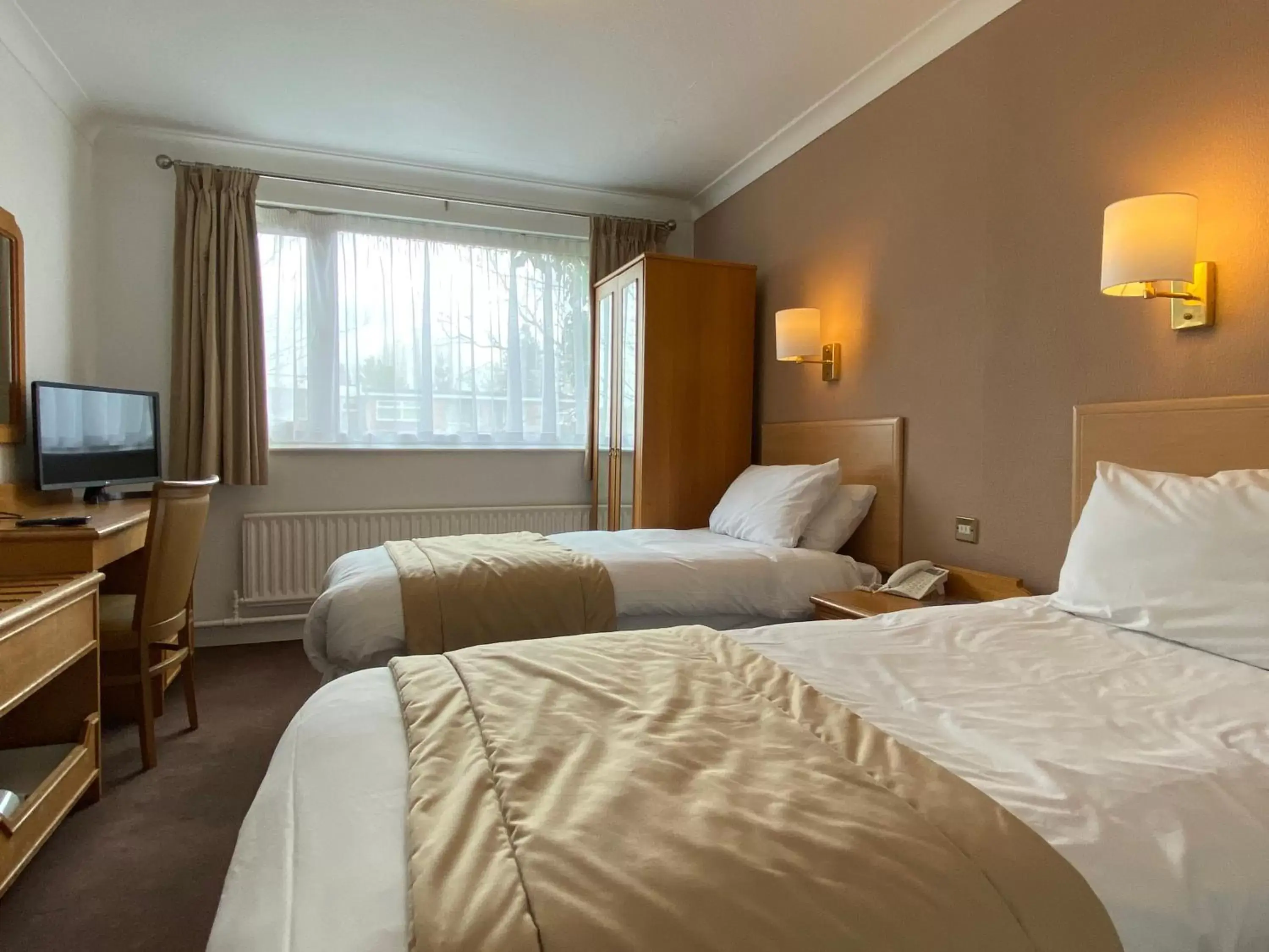 Bed in Birmingham Great Barr Hotel