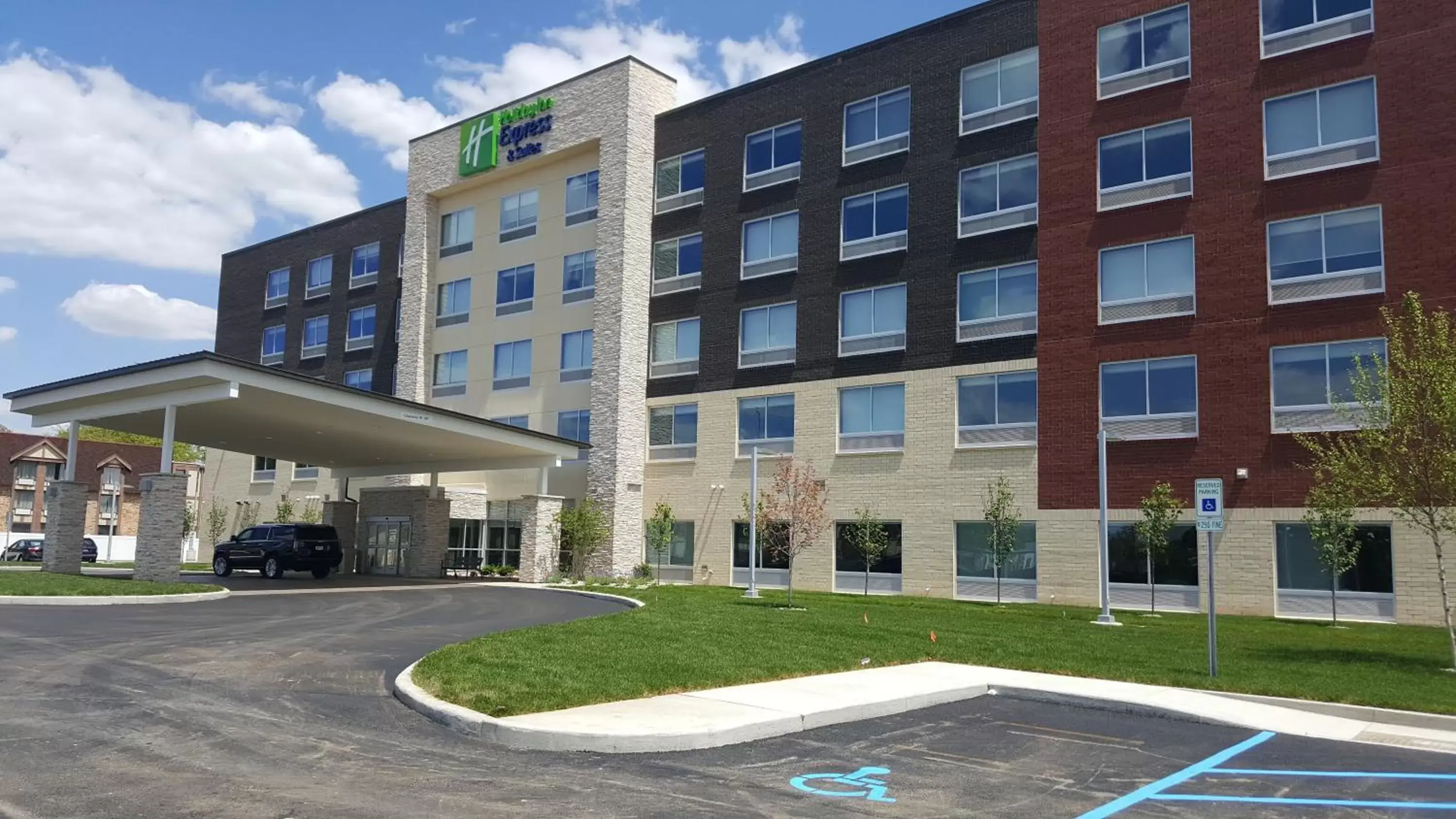 Property Building in Holiday Inn Express & Suites Toledo West, an IHG Hotel