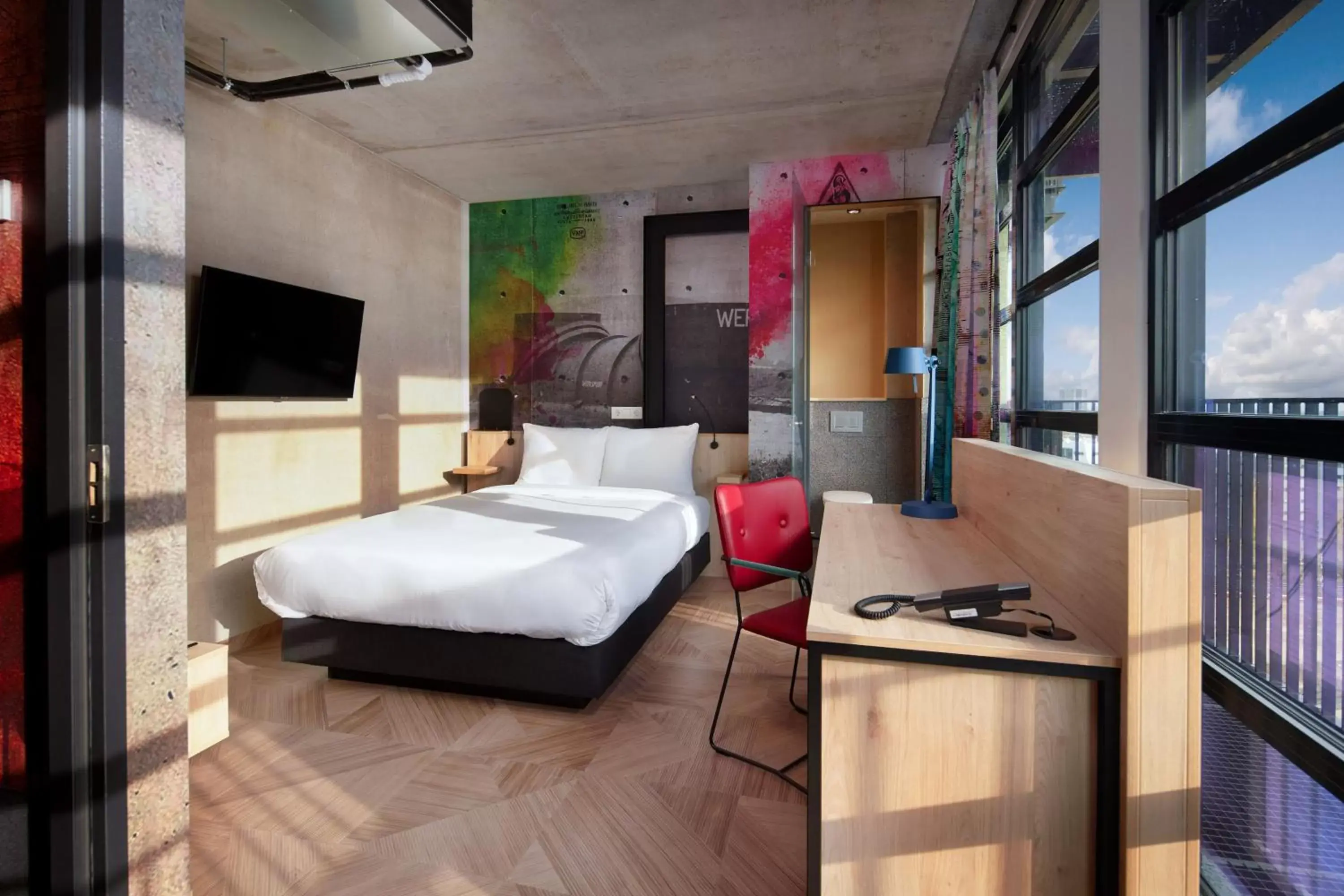 Bedroom in Inntel Hotels Amsterdam Landmark