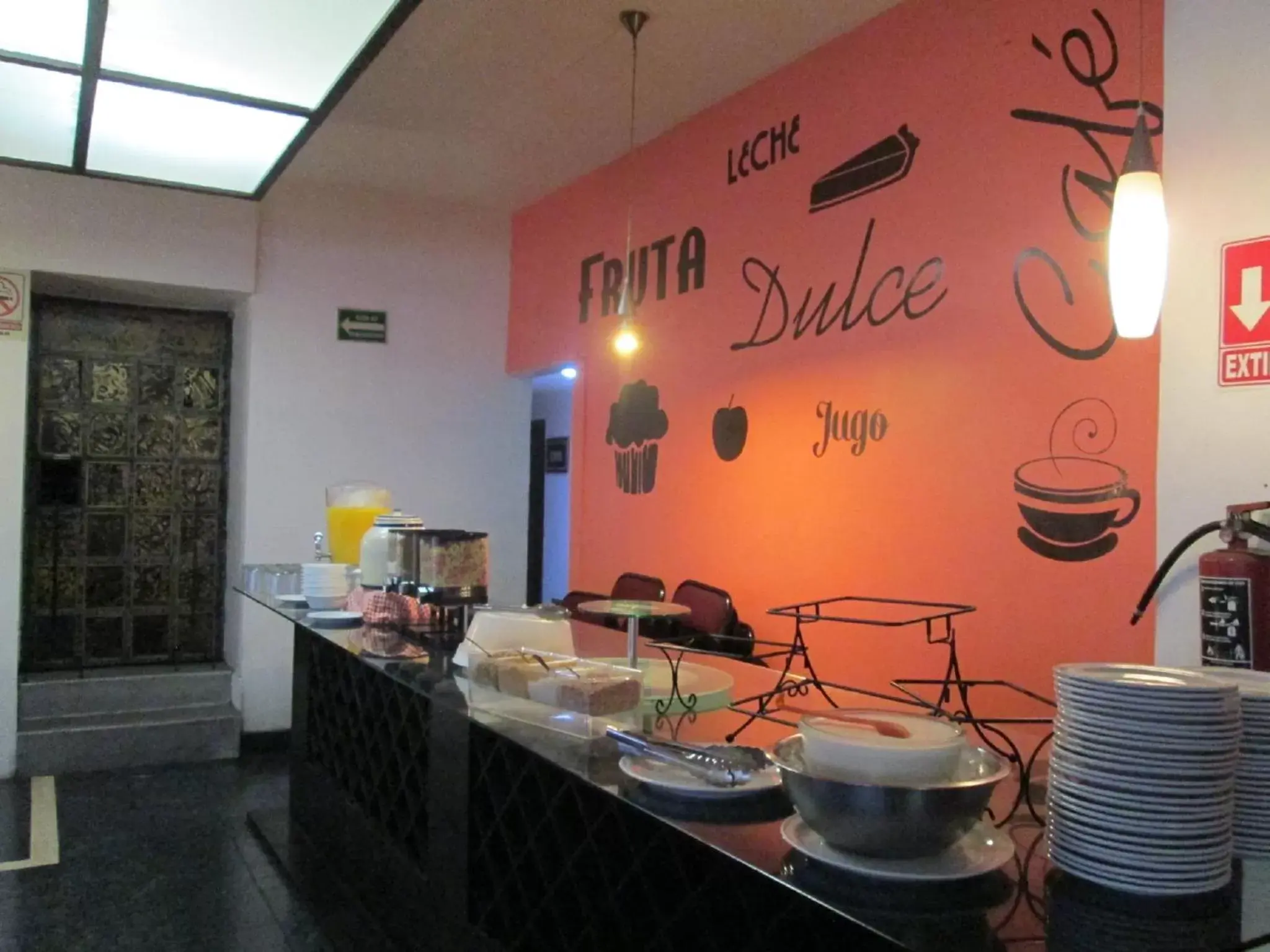 Breakfast, Restaurant/Places to Eat in Hotel Del Parque