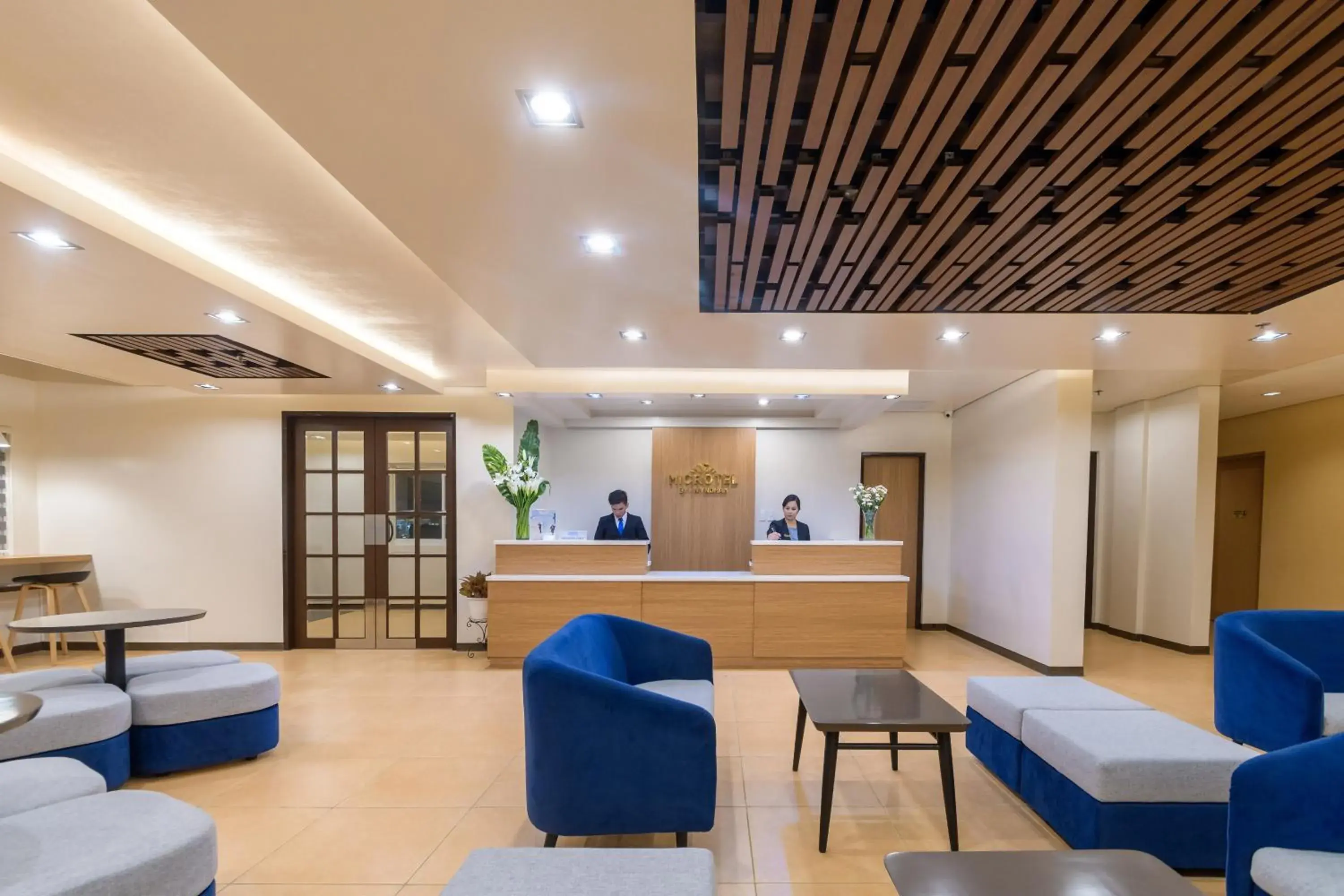 Lobby/Reception in Microtel by Wyndham Davao