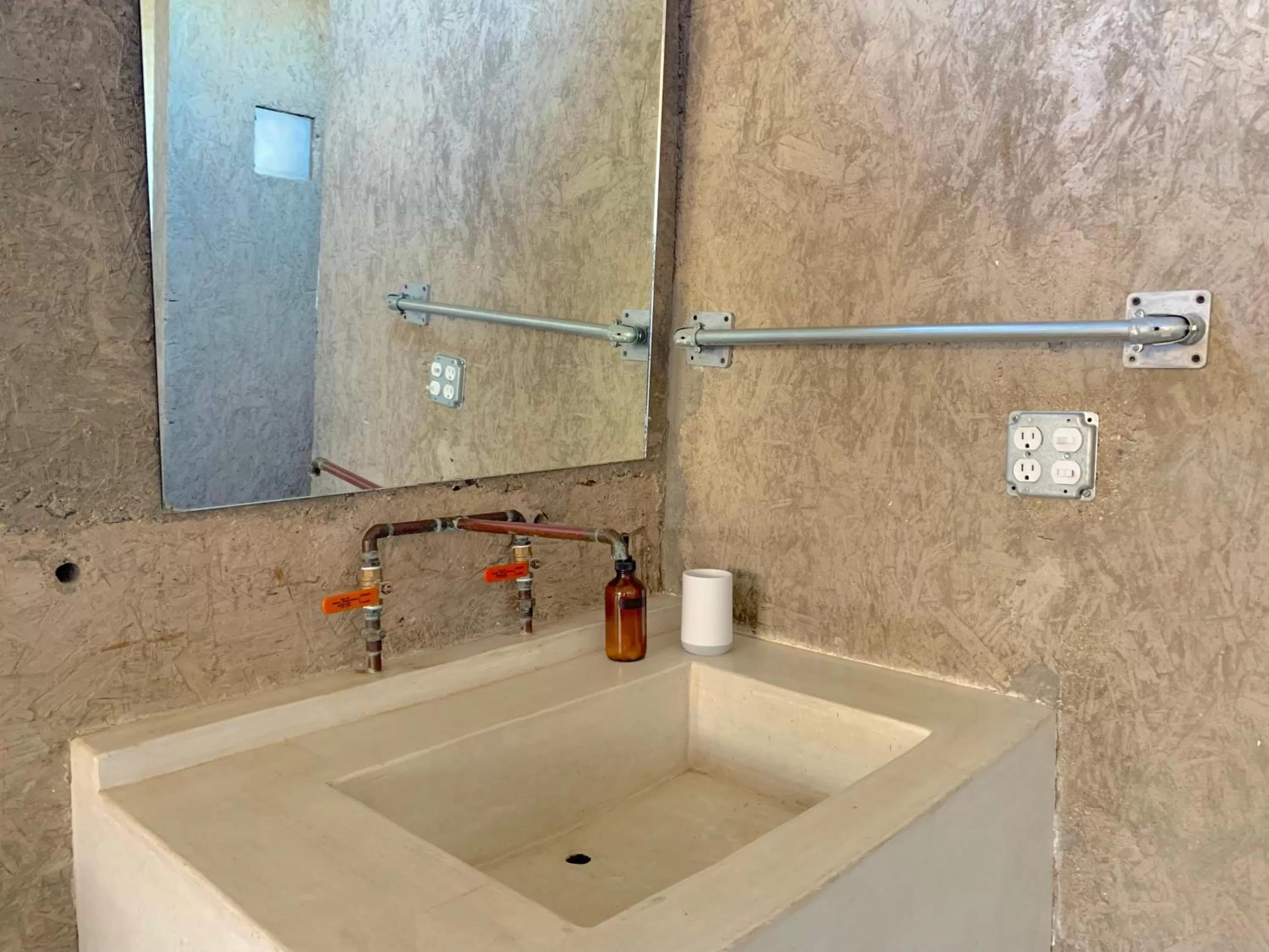 Bathroom in Perro Surfero Hotel