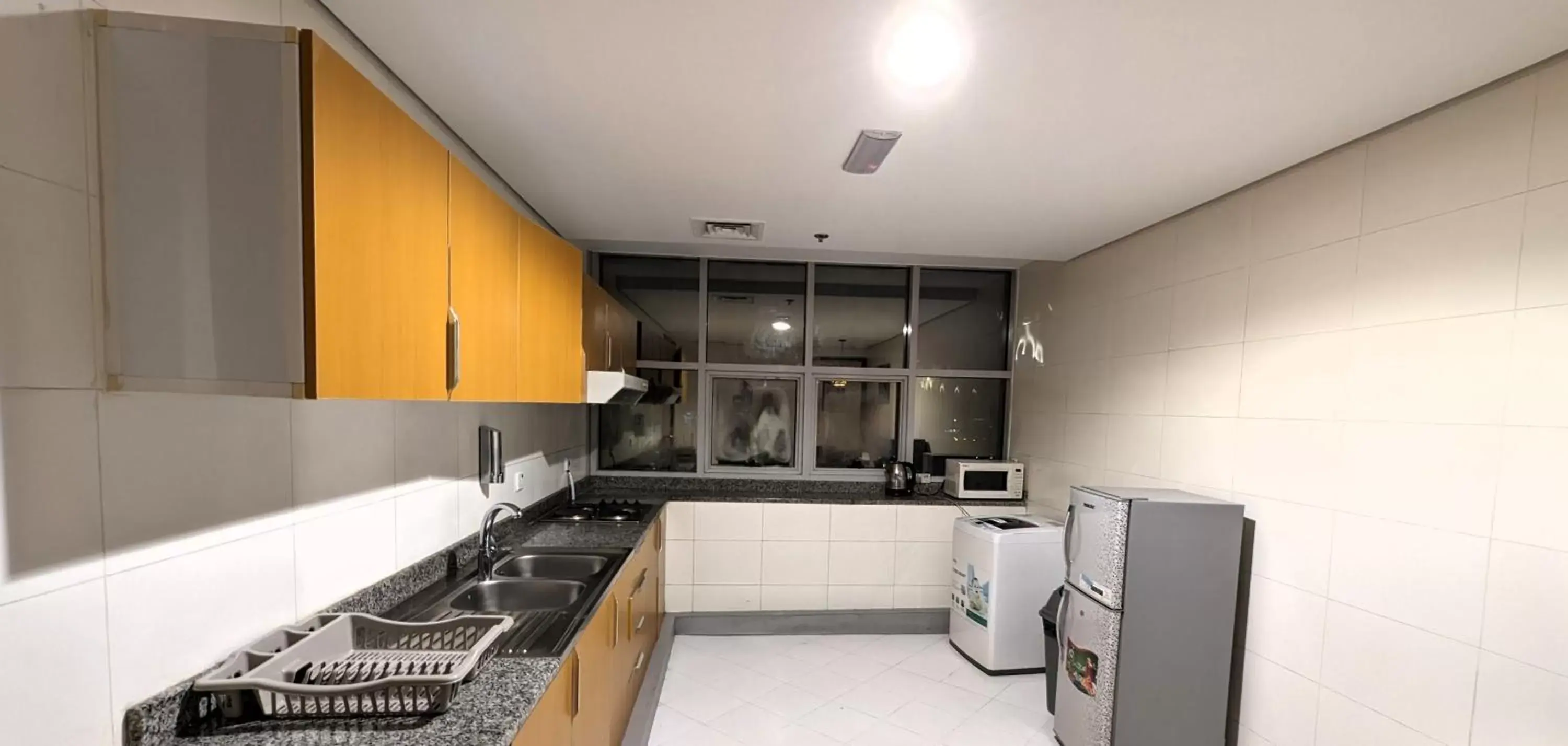 Kitchen or kitchenette, Kitchen/Kitchenette in City Tower Hotel