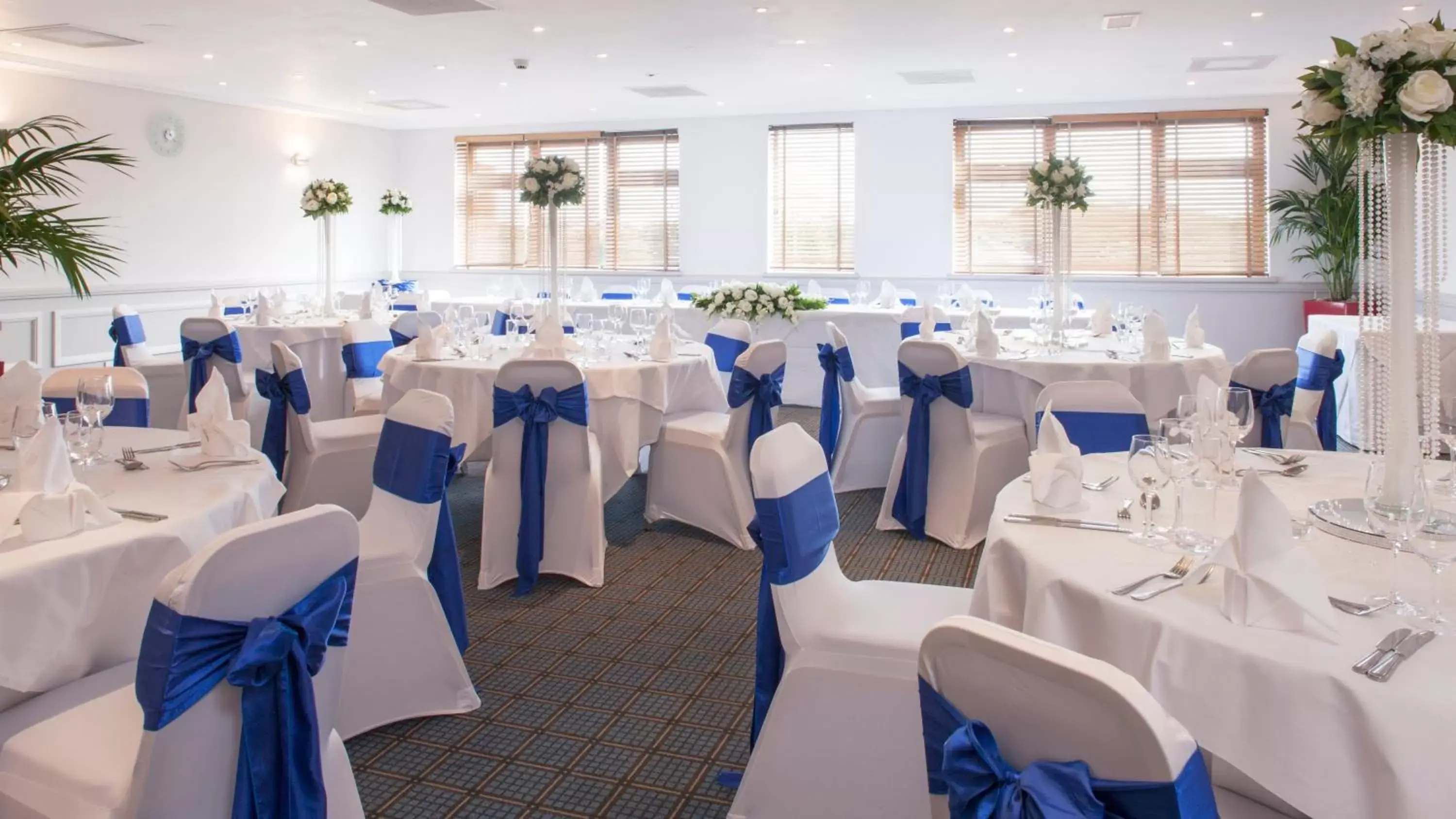 Restaurant/places to eat, Banquet Facilities in Holiday Inn Chester South, an IHG Hotel