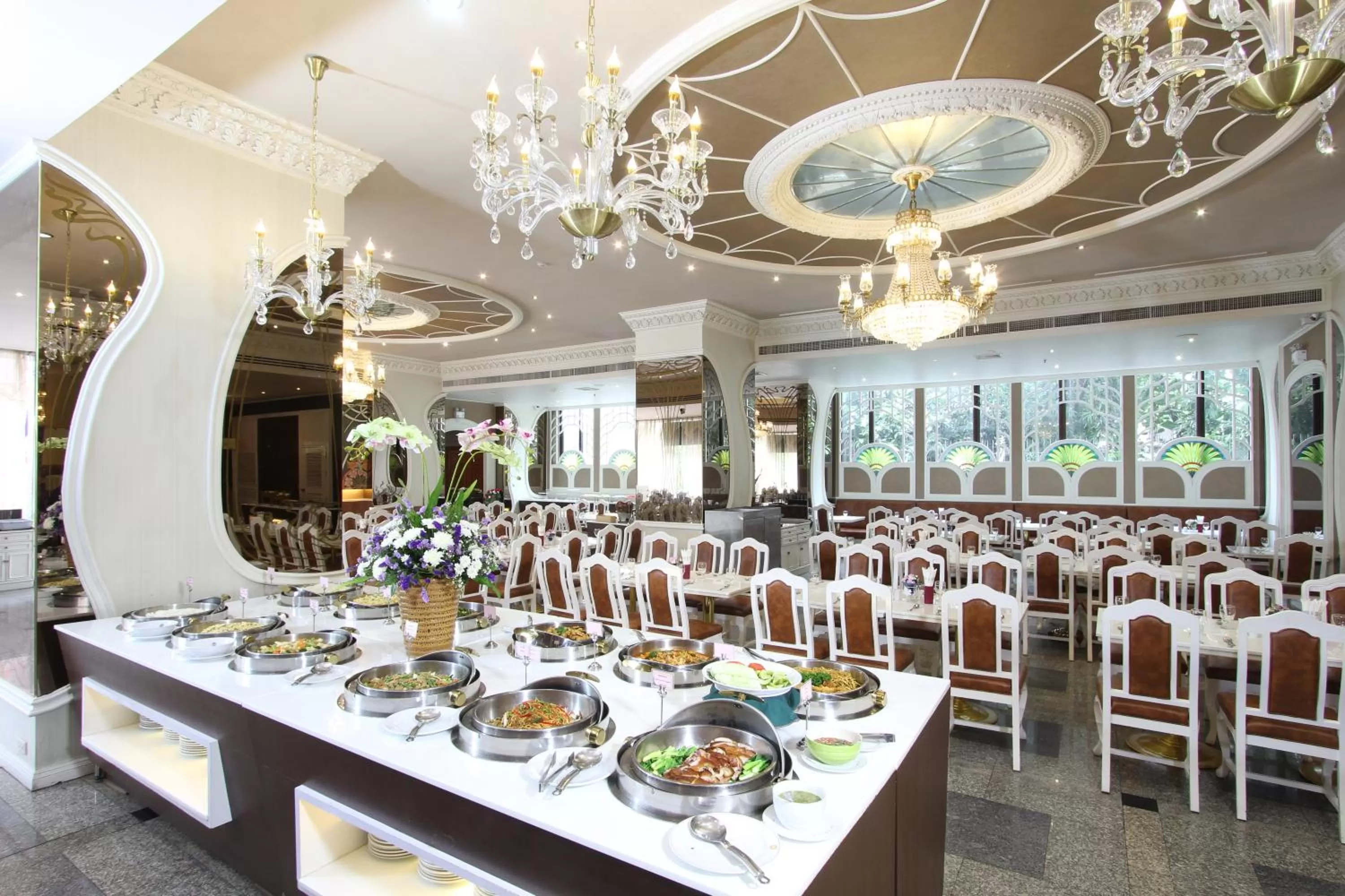 Buffet breakfast in Royal Benja Hotel - Big Room Family-Friendly