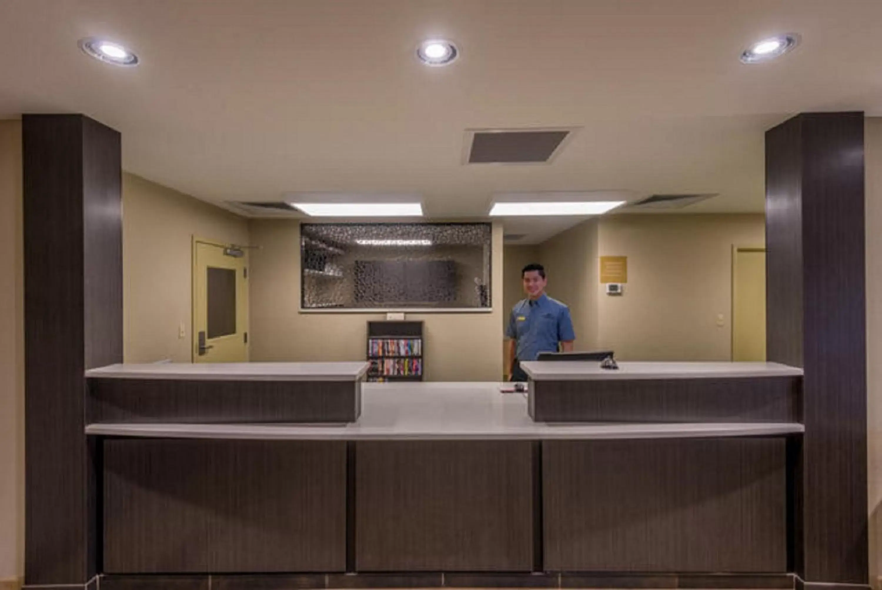 Lobby or reception, Lobby/Reception in Candlewood Suites Del City, an IHG Hotel