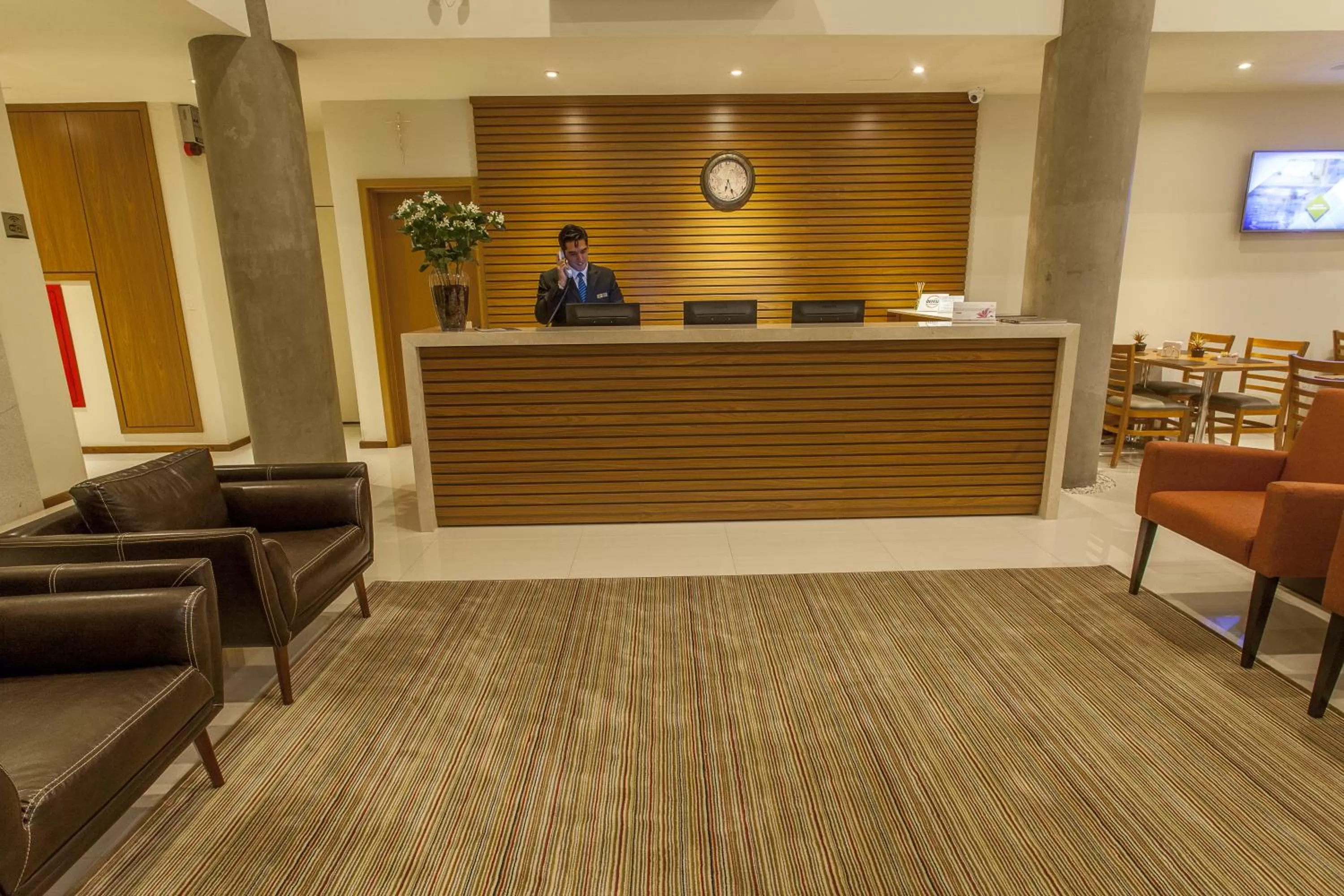 Lobby or reception in São Carlos Marklin Suítes