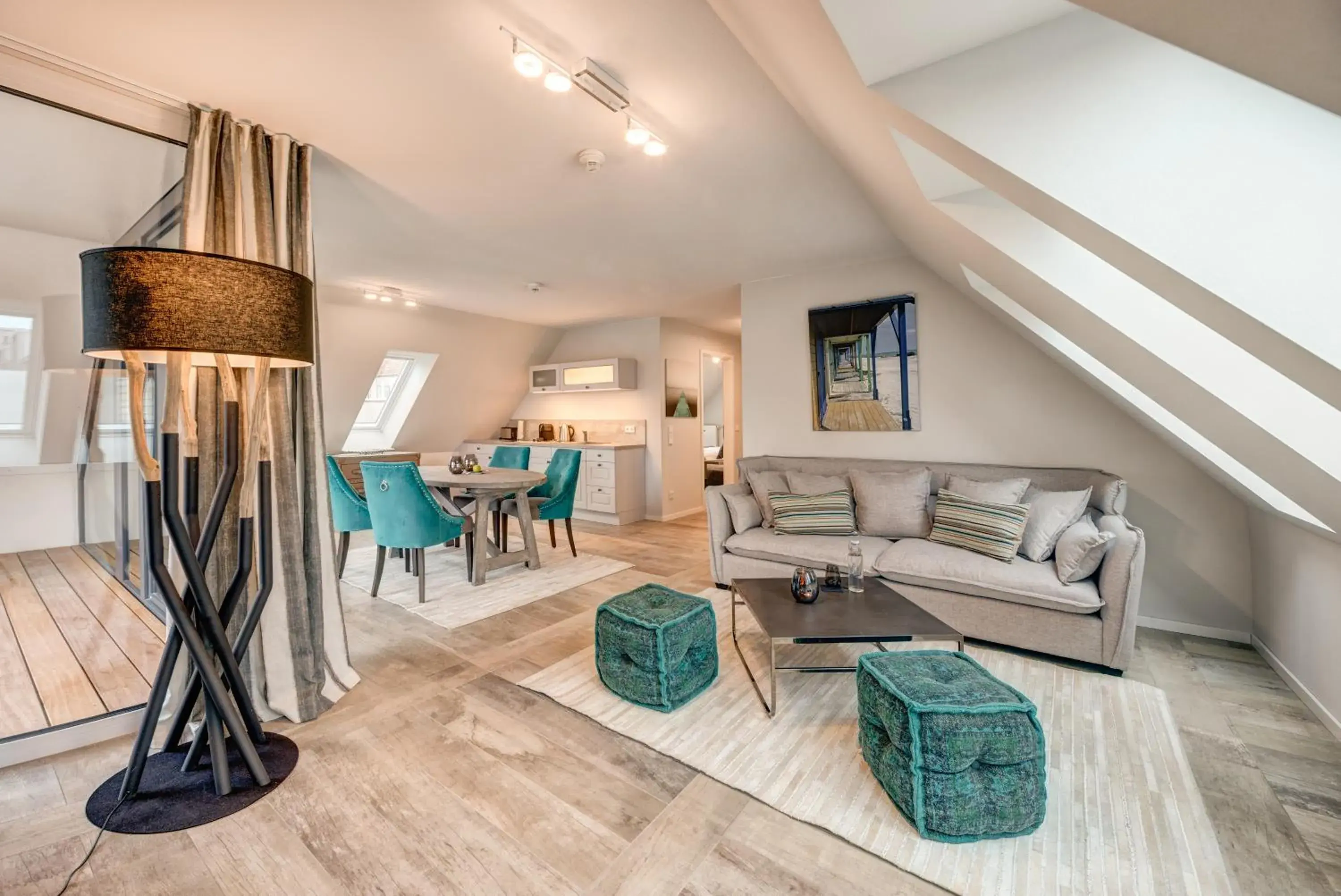 Living room, Seating Area in Hotel Hafen Flensburg