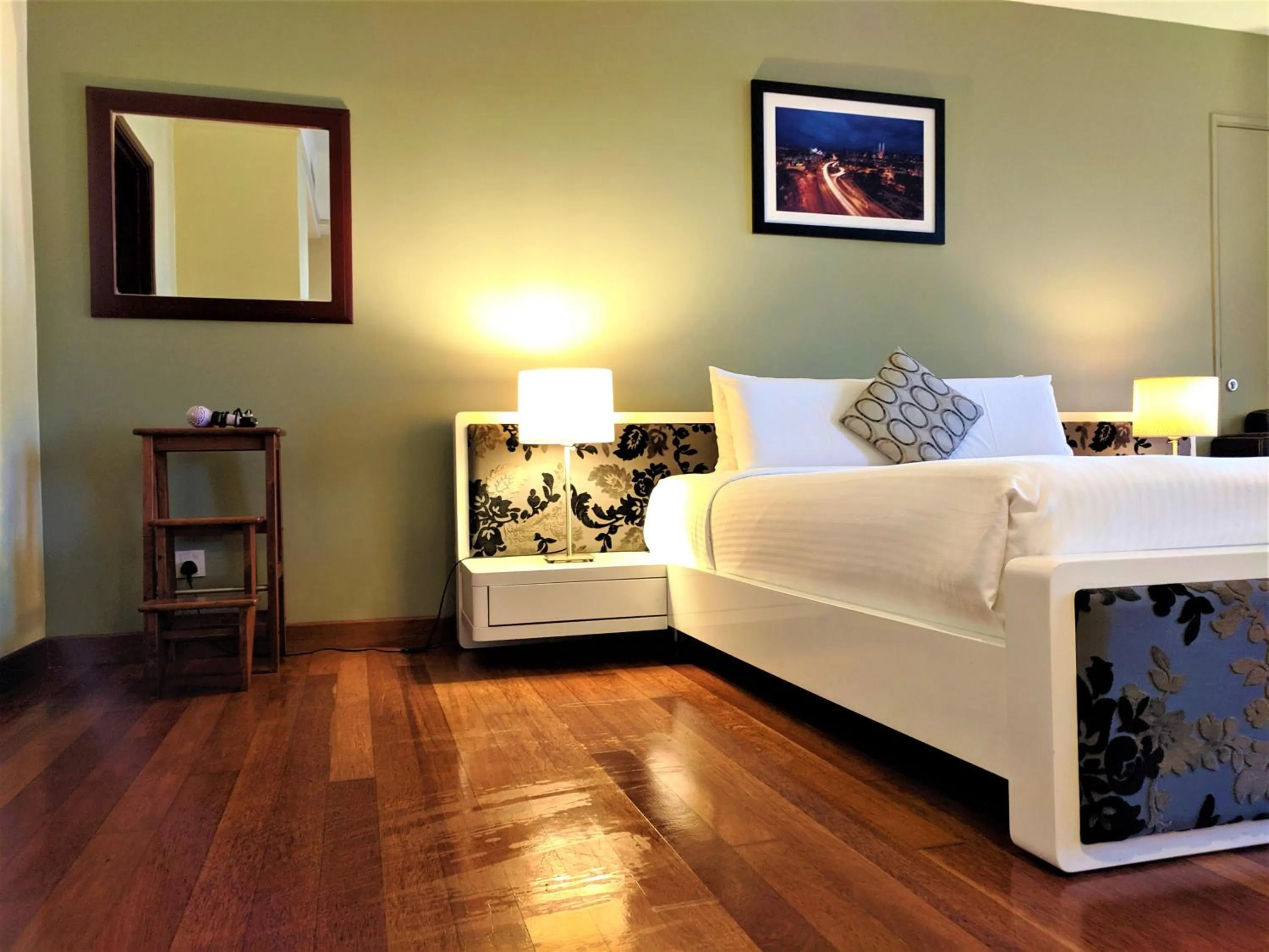 Bed in Serviced Apartments @ Times Square Kuala Lumpur