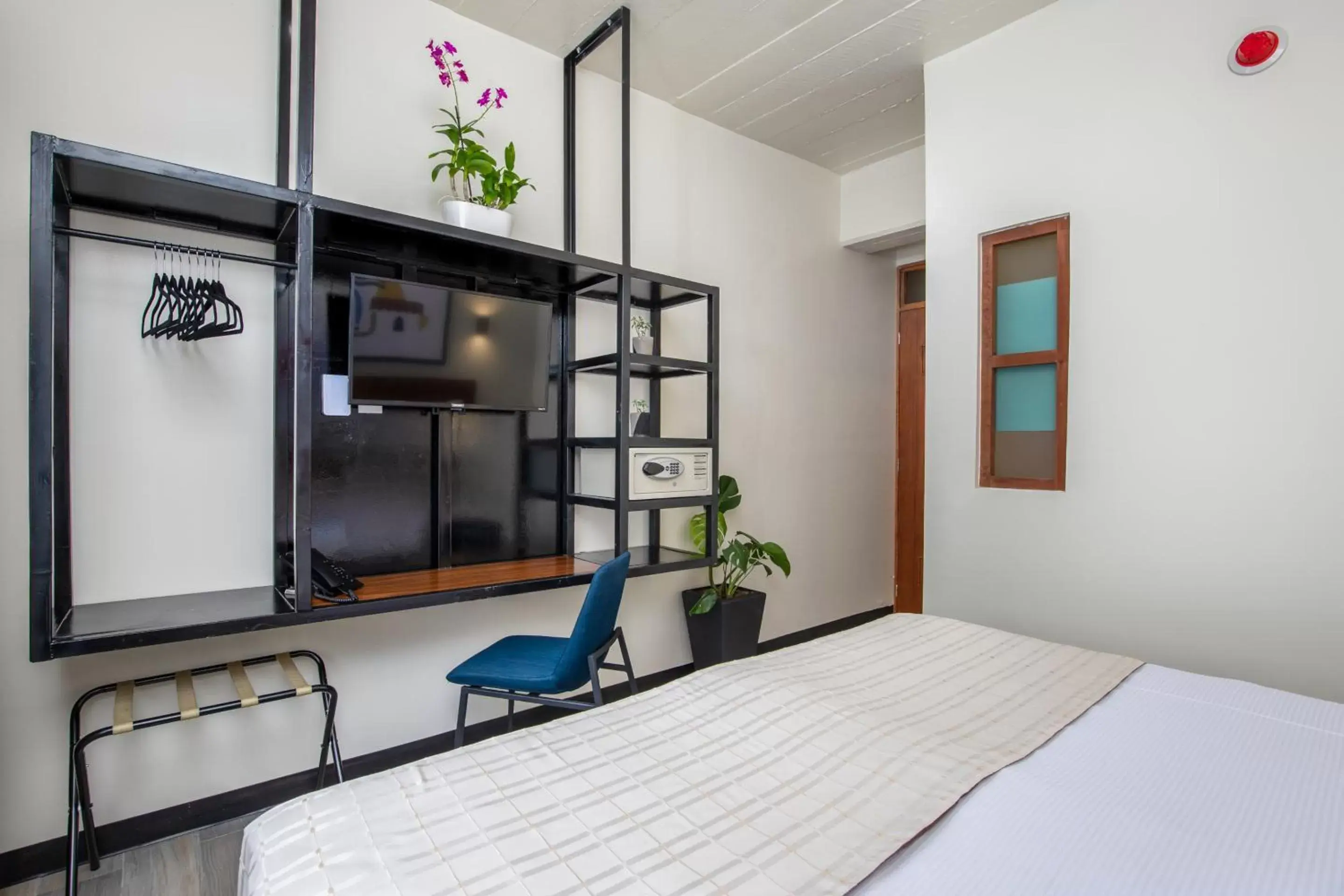 Bed in Joint Coworking Hotel