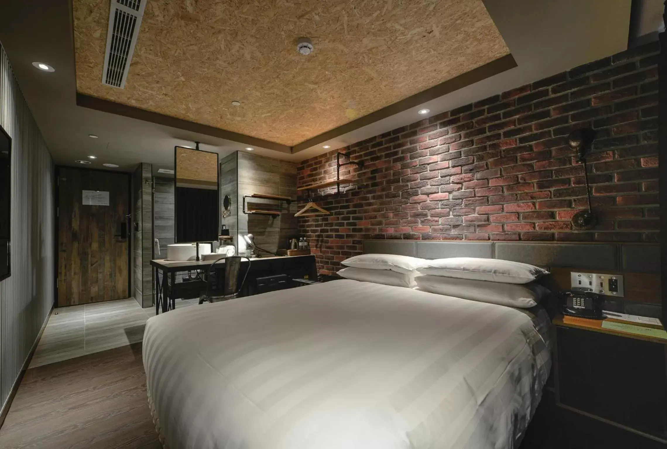 Bedroom, Bed in City Suites - Kaohsiung Pier2