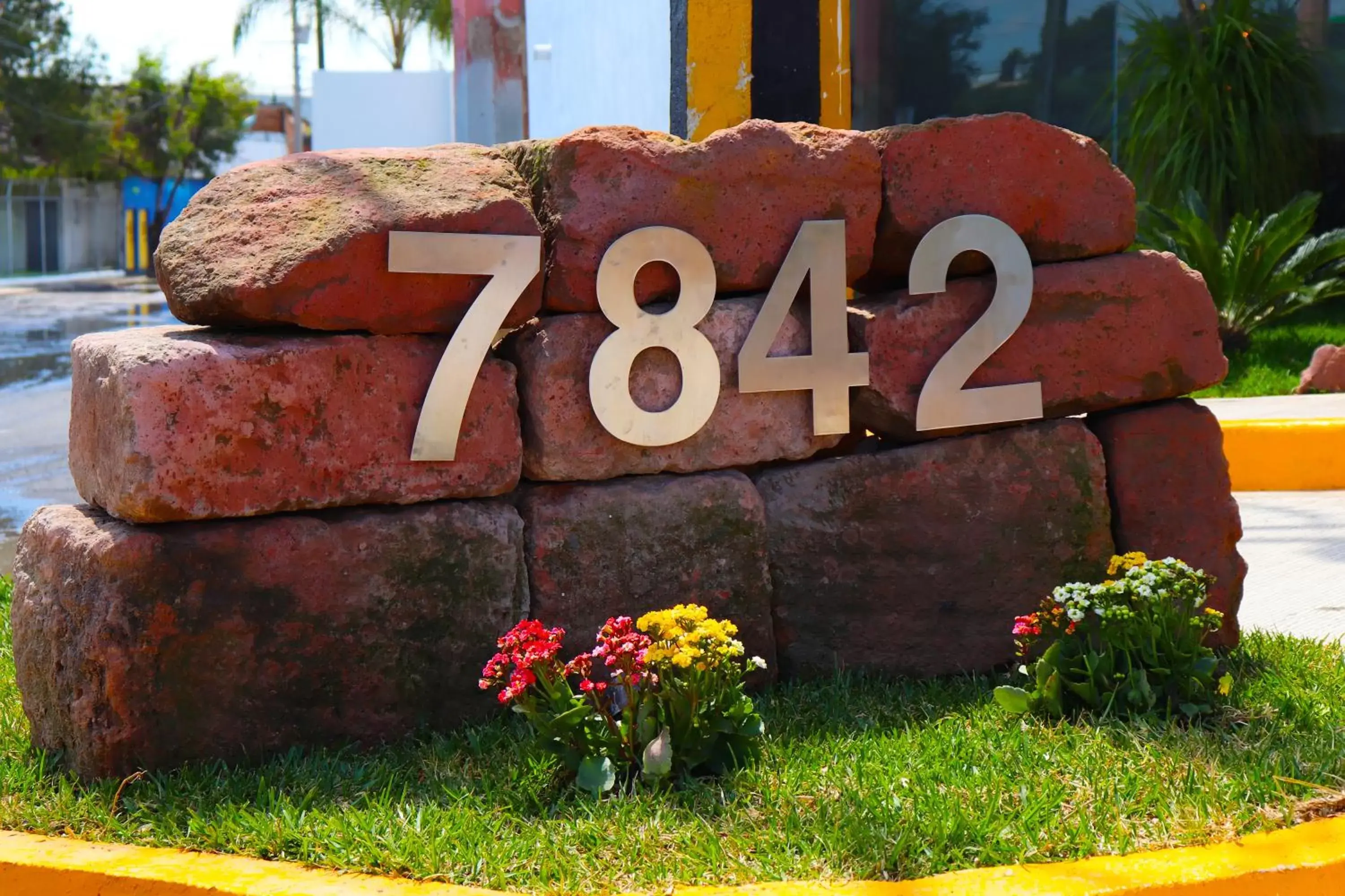 Facade/entrance, Property Logo/Sign in Hotel Bugari Aeropuerto Guadalajara