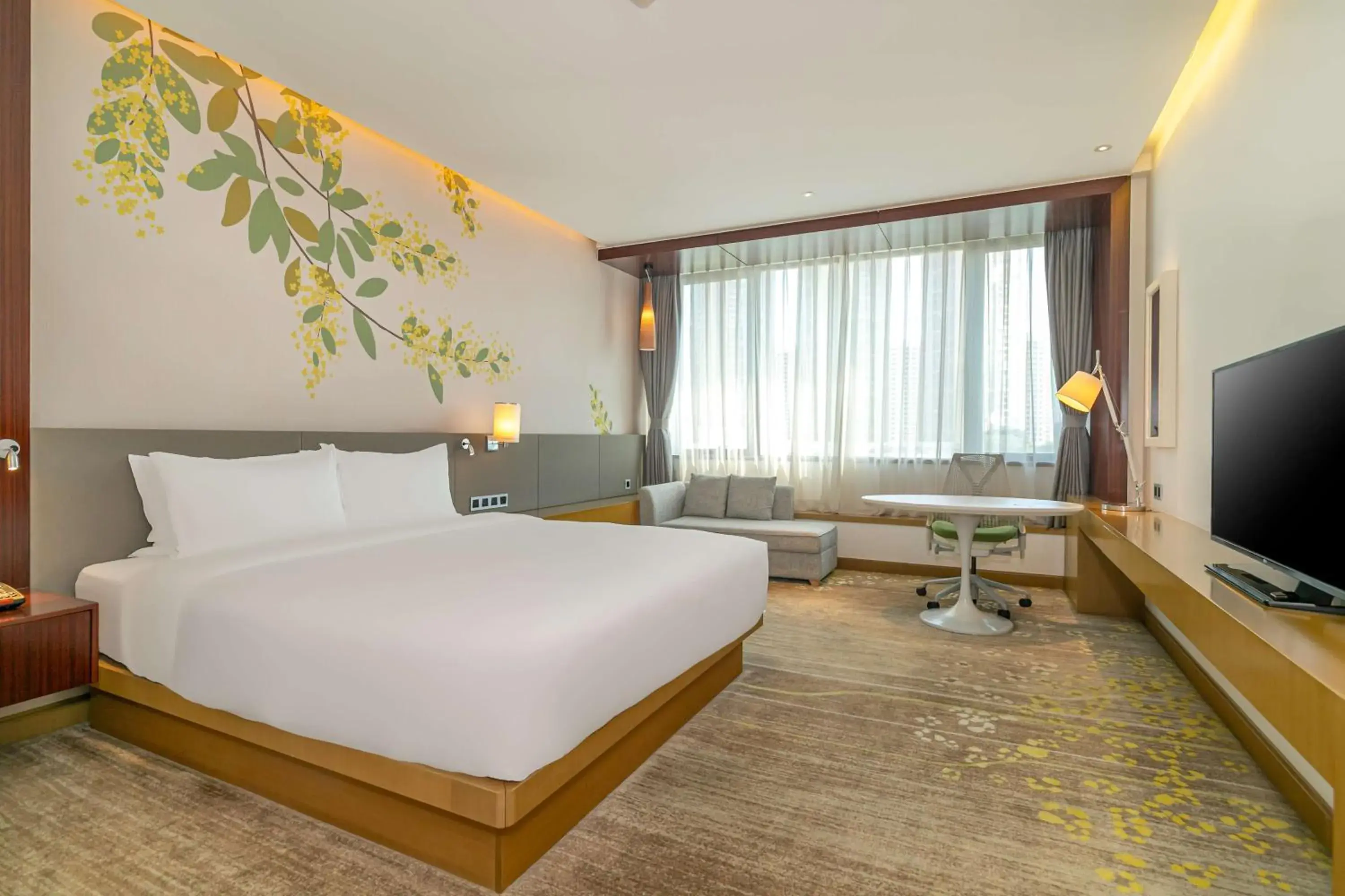 Bedroom, Bed in Hilton Garden Inn Foshan