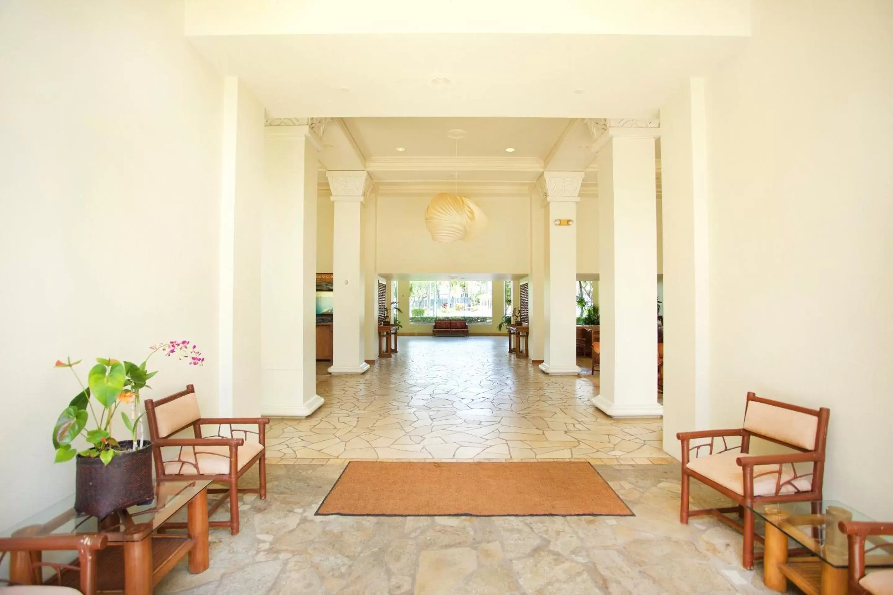 Facade/entrance, Lobby/Reception in Aston Kaanapali Shores