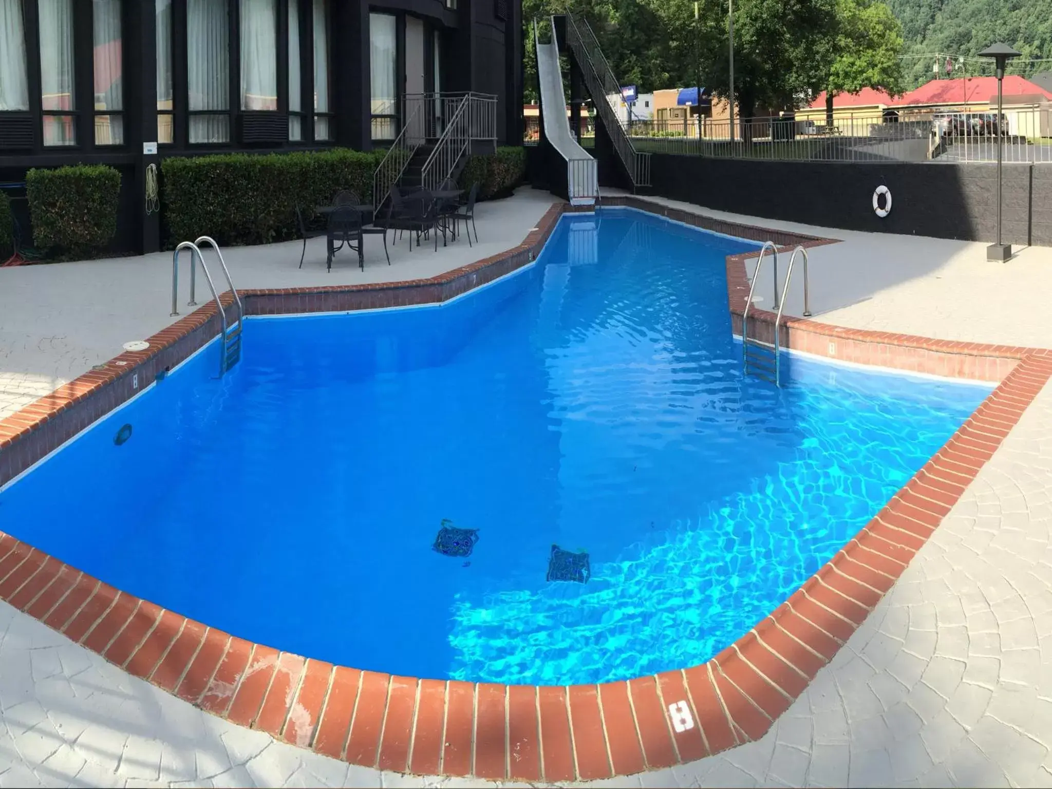 Swimming Pool in The Landmark Hotel