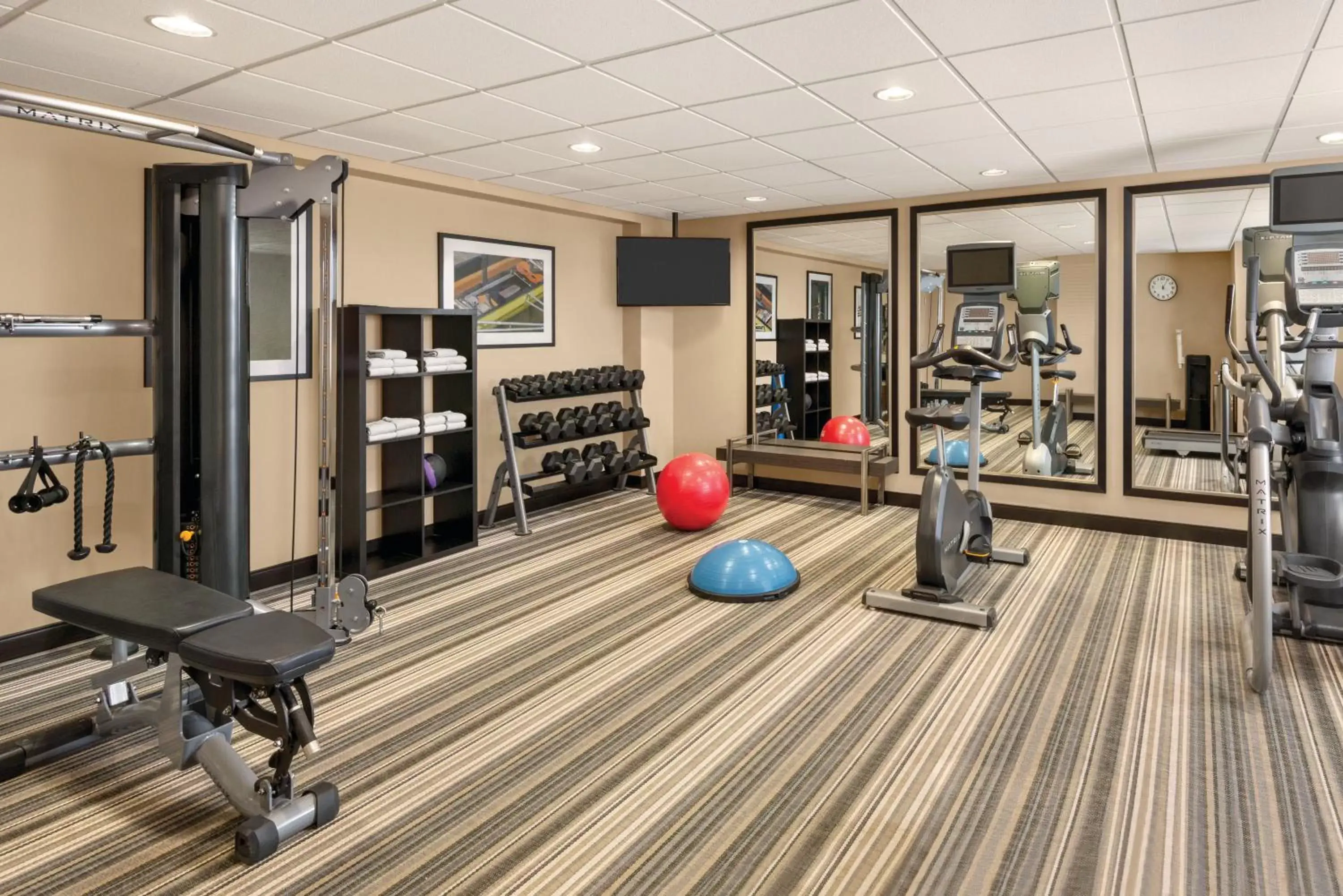 Fitness centre/facilities, Fitness Center/Facilities in Country Inn & Suites by Radisson, Ft. Atkinson, WI