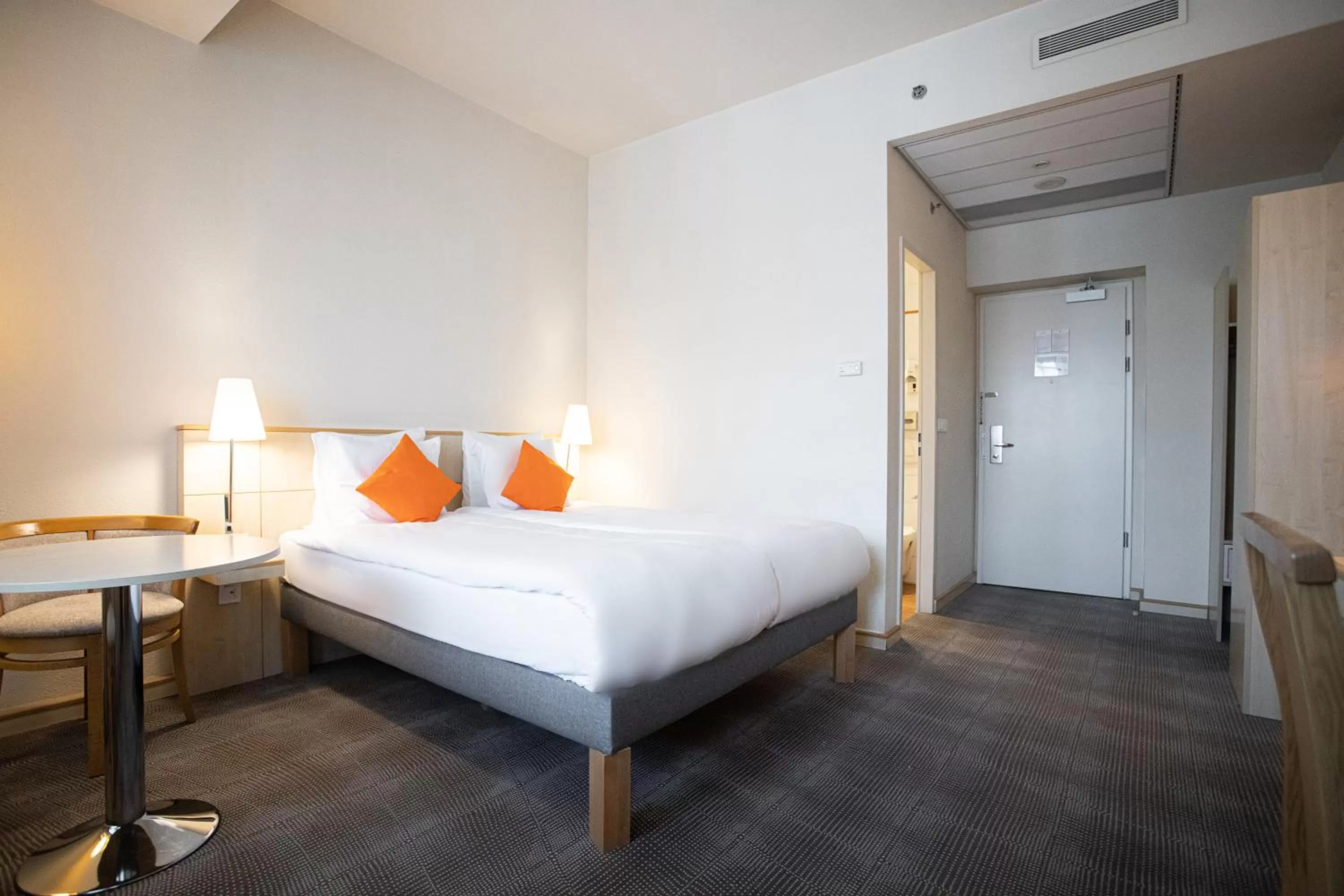 Standard Double Room - single occupancy in Mövenpick Hotel Budapest Centre