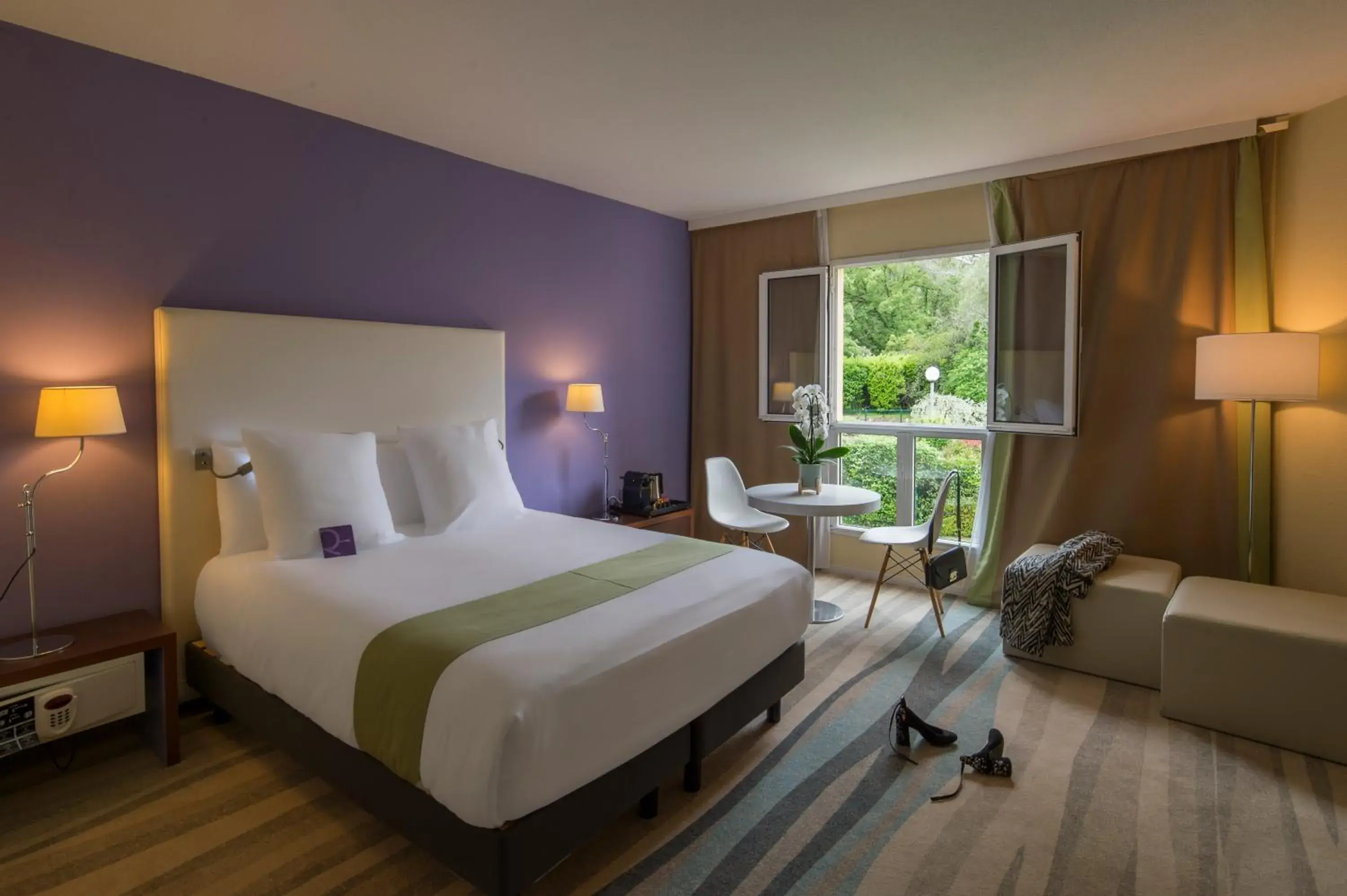 Bed in Mercure Antibes Sophia Antipolis