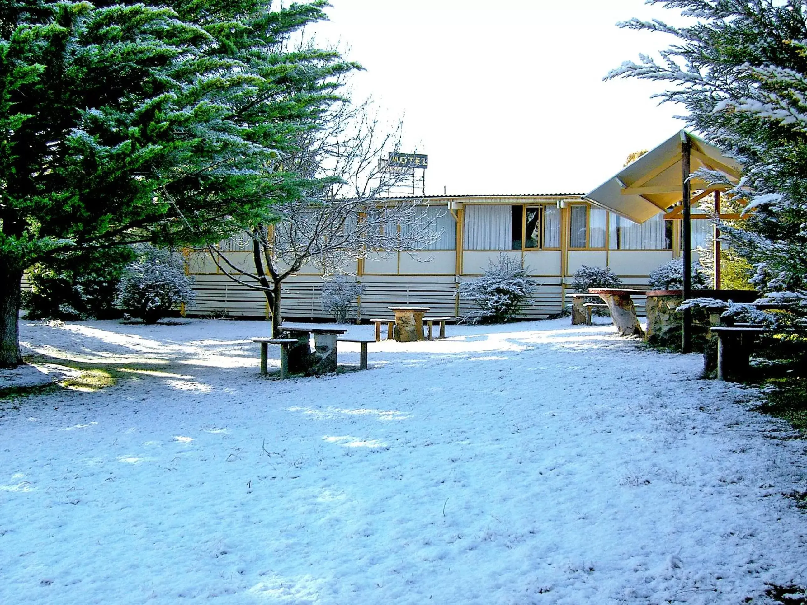 Property building, Winter in Cooma High Country Motel