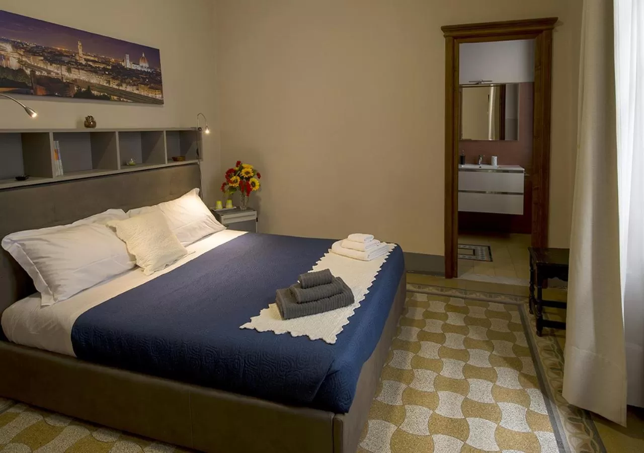 Photo of the whole room, Bed in Tuscany Experience BnB