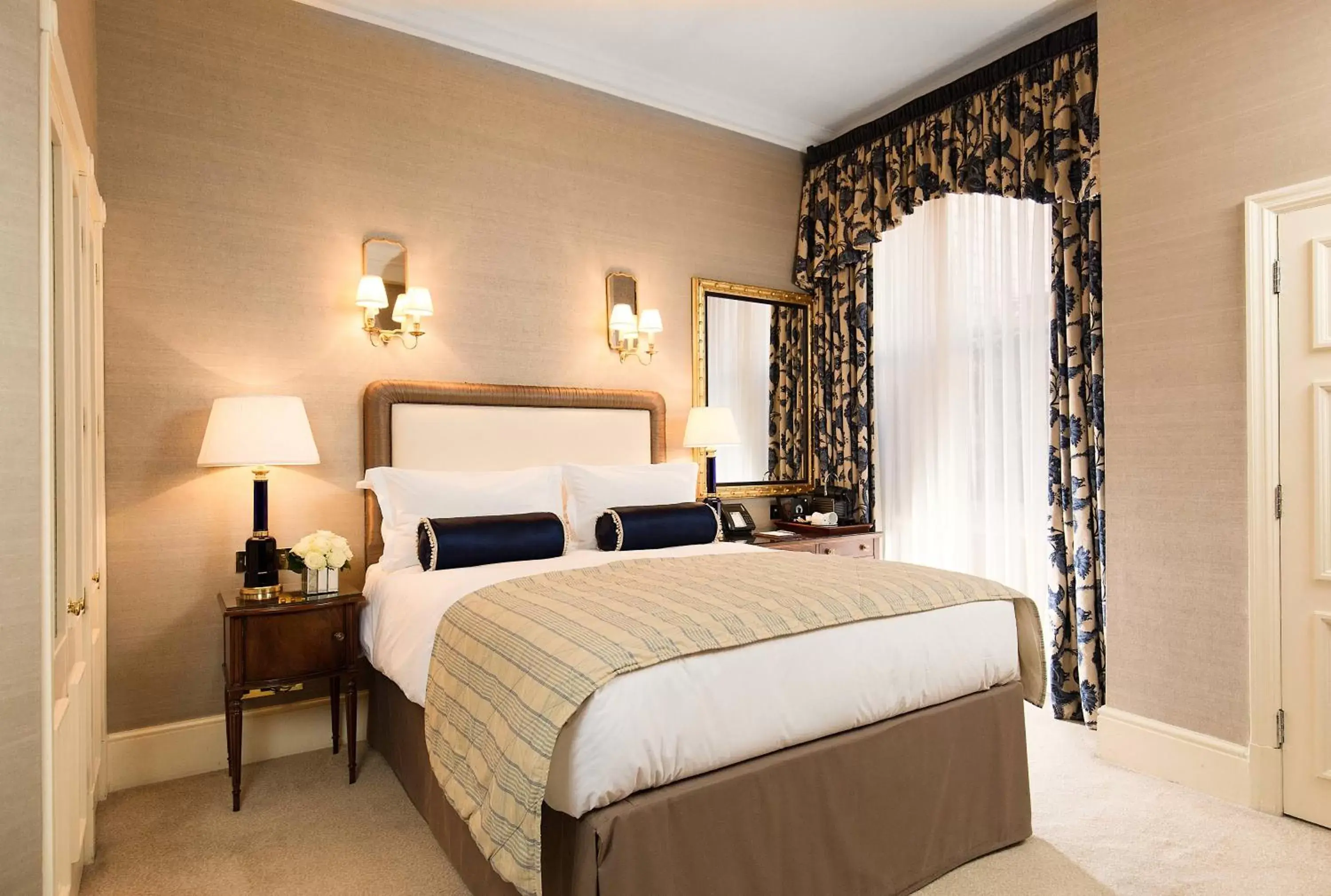 Classic Queen Room in The Stafford London