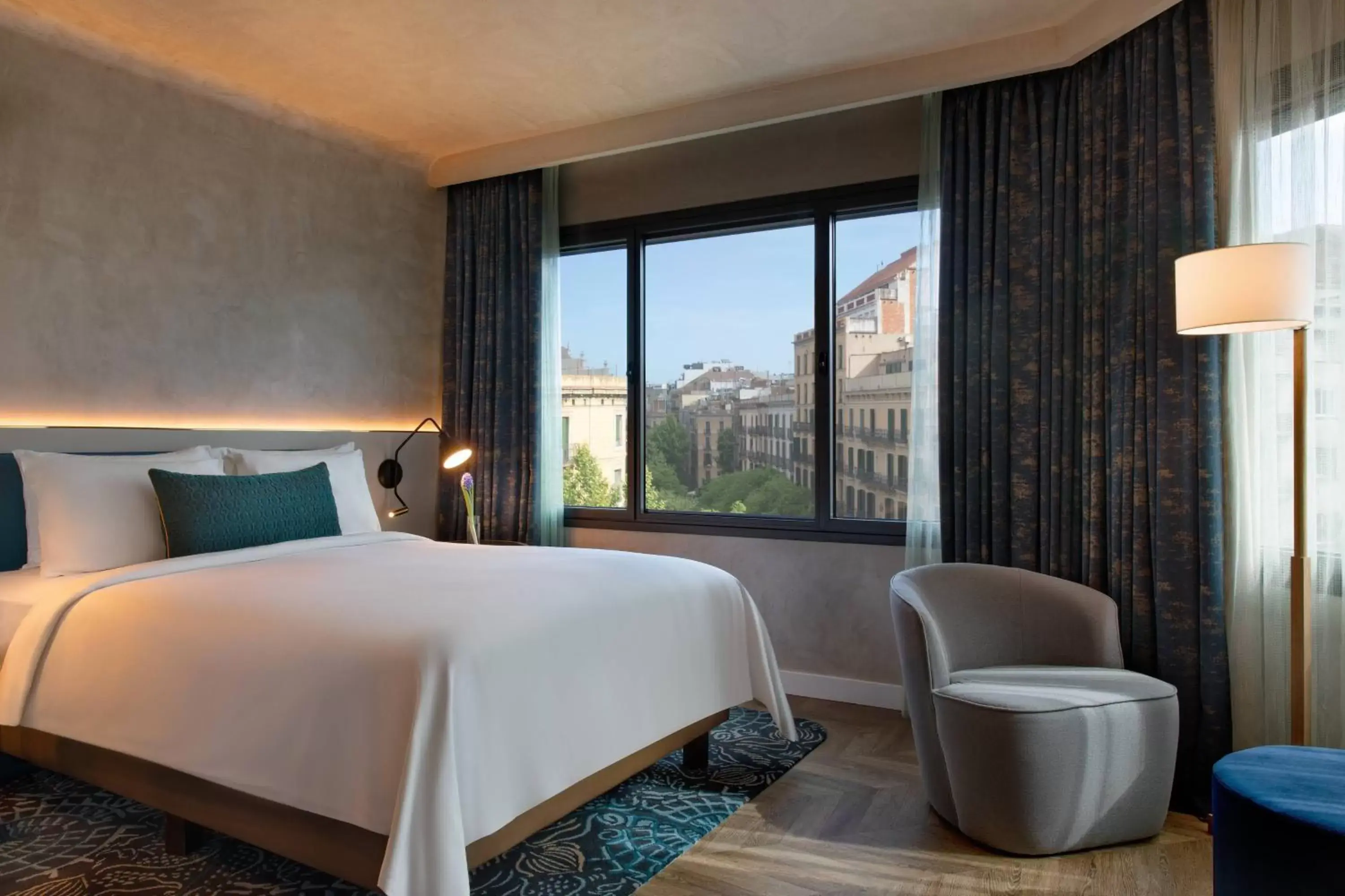 Photo of the whole room in Renaissance Barcelona Hotel